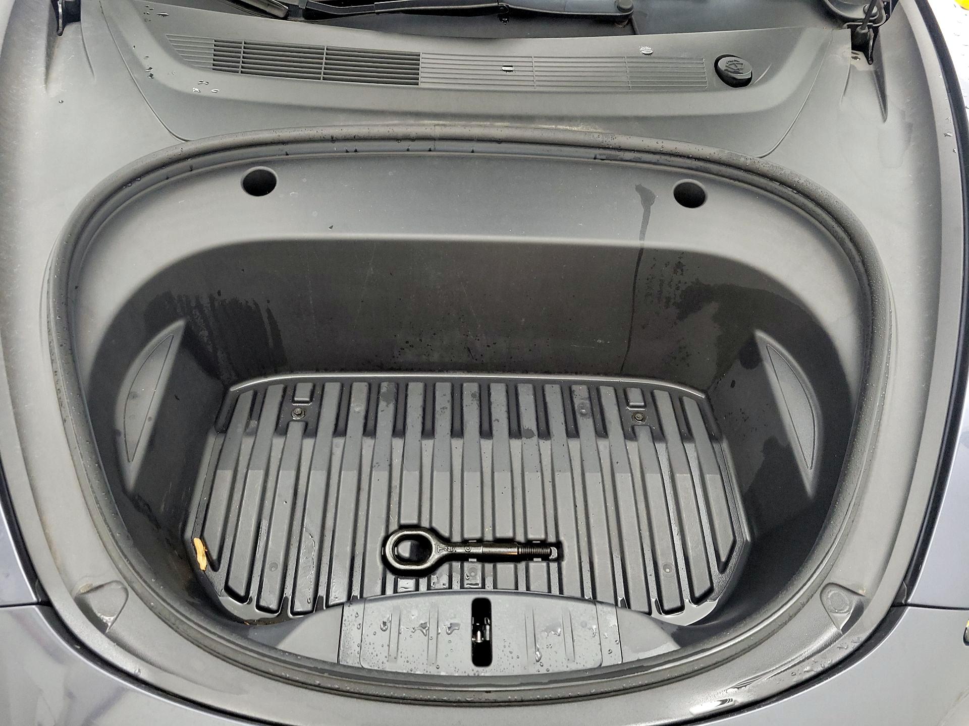 Thumbnail: 2023 Tesla Model 3 - 20
