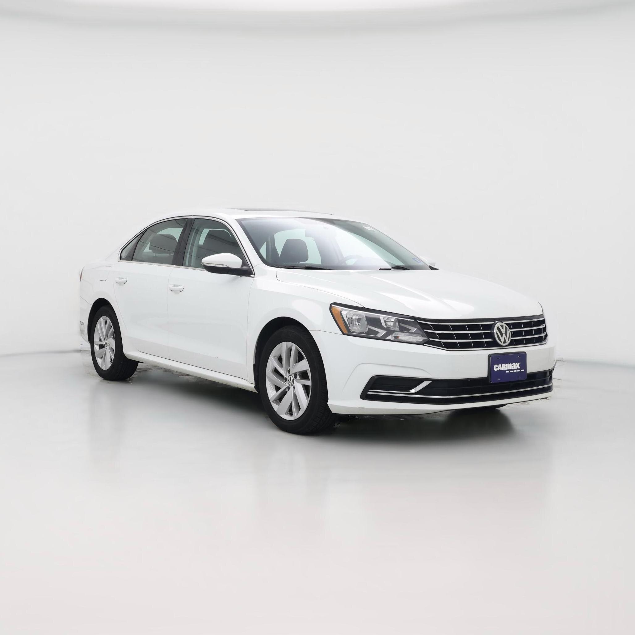 Thumbnail: 2018 Volkswagen Passat - 1