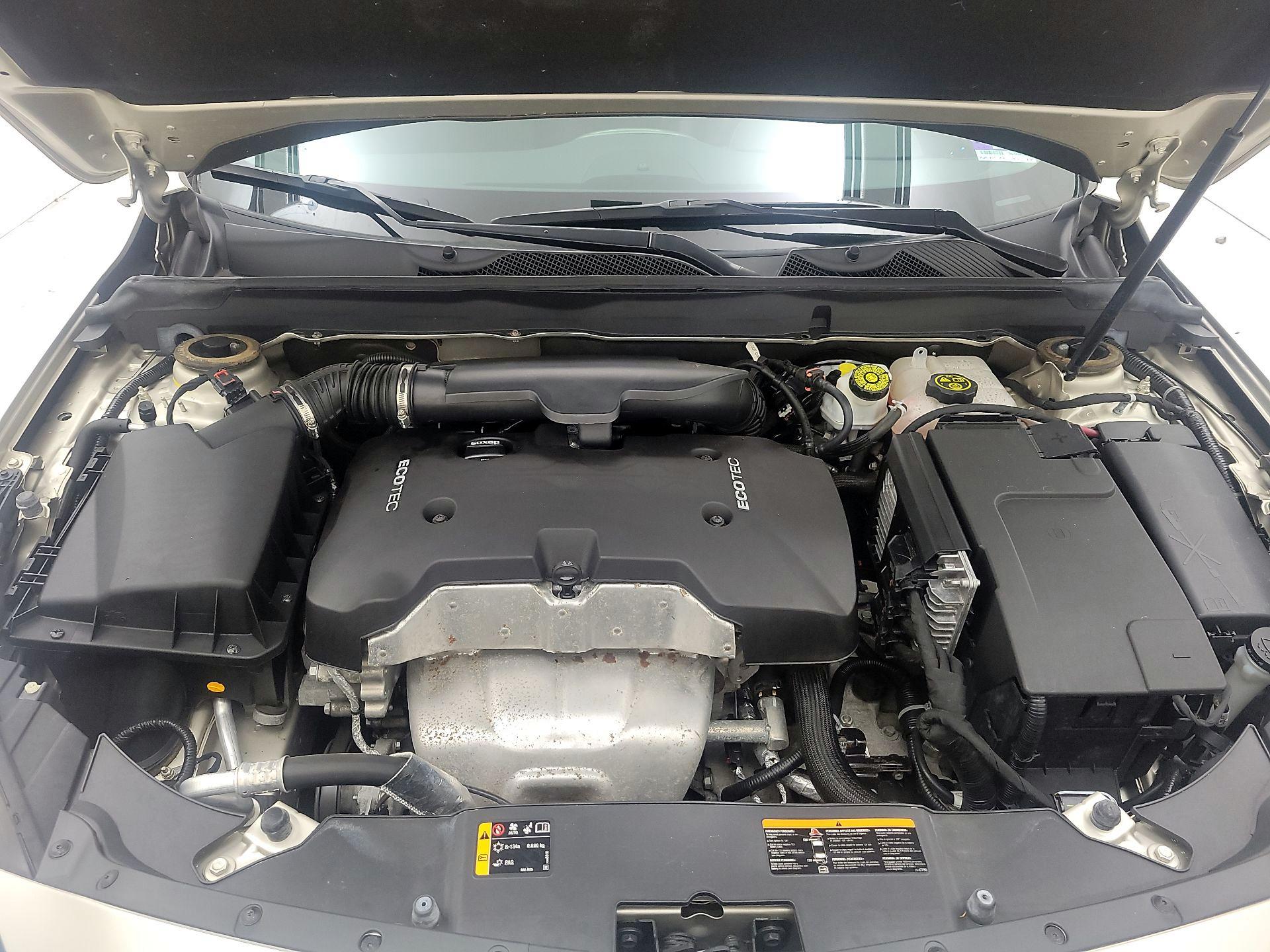Thumbnail: 2015 Chevrolet Malibu - 18