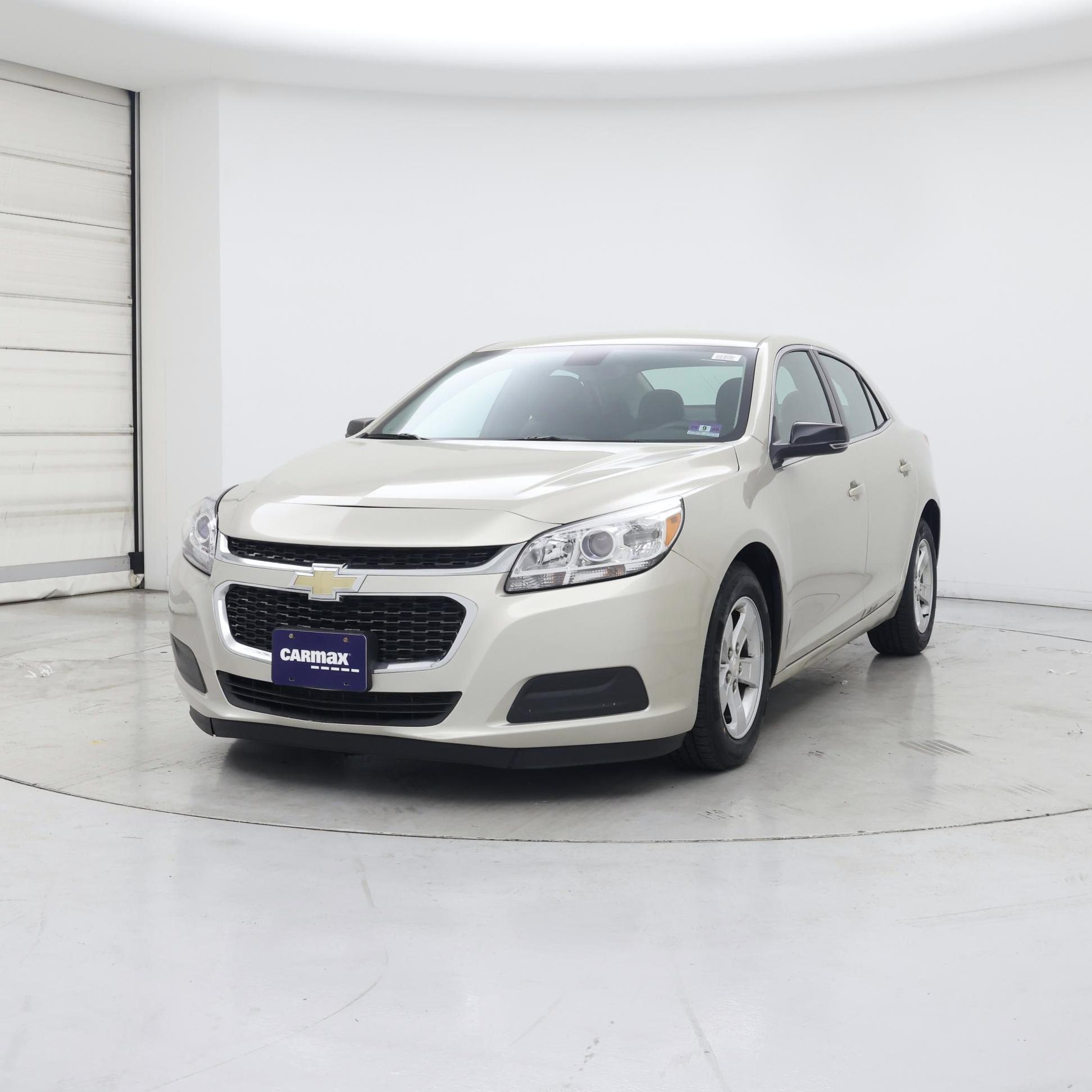 Thumbnail: 2015 Chevrolet Malibu - 4