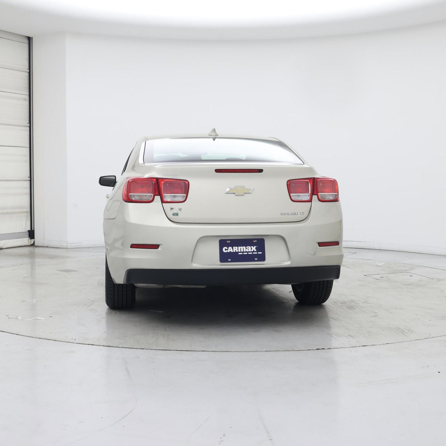 Thumbnail: 2015 Chevrolet Malibu - 6