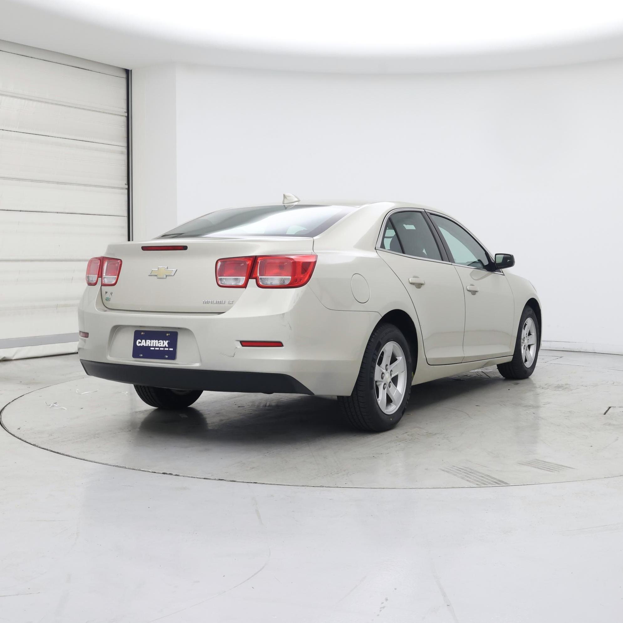 Thumbnail: 2015 Chevrolet Malibu - 8