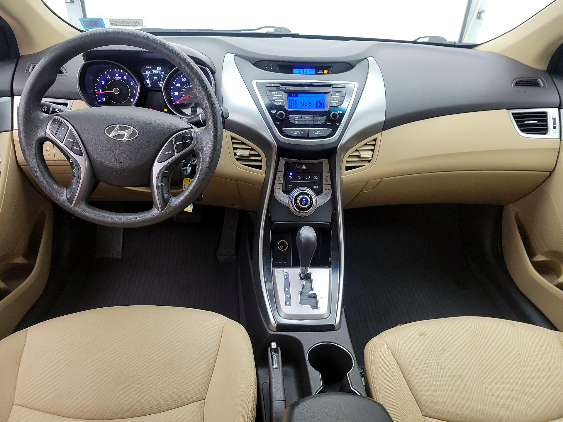 Thumbnail: 2013 Hyundai Elantra - 9