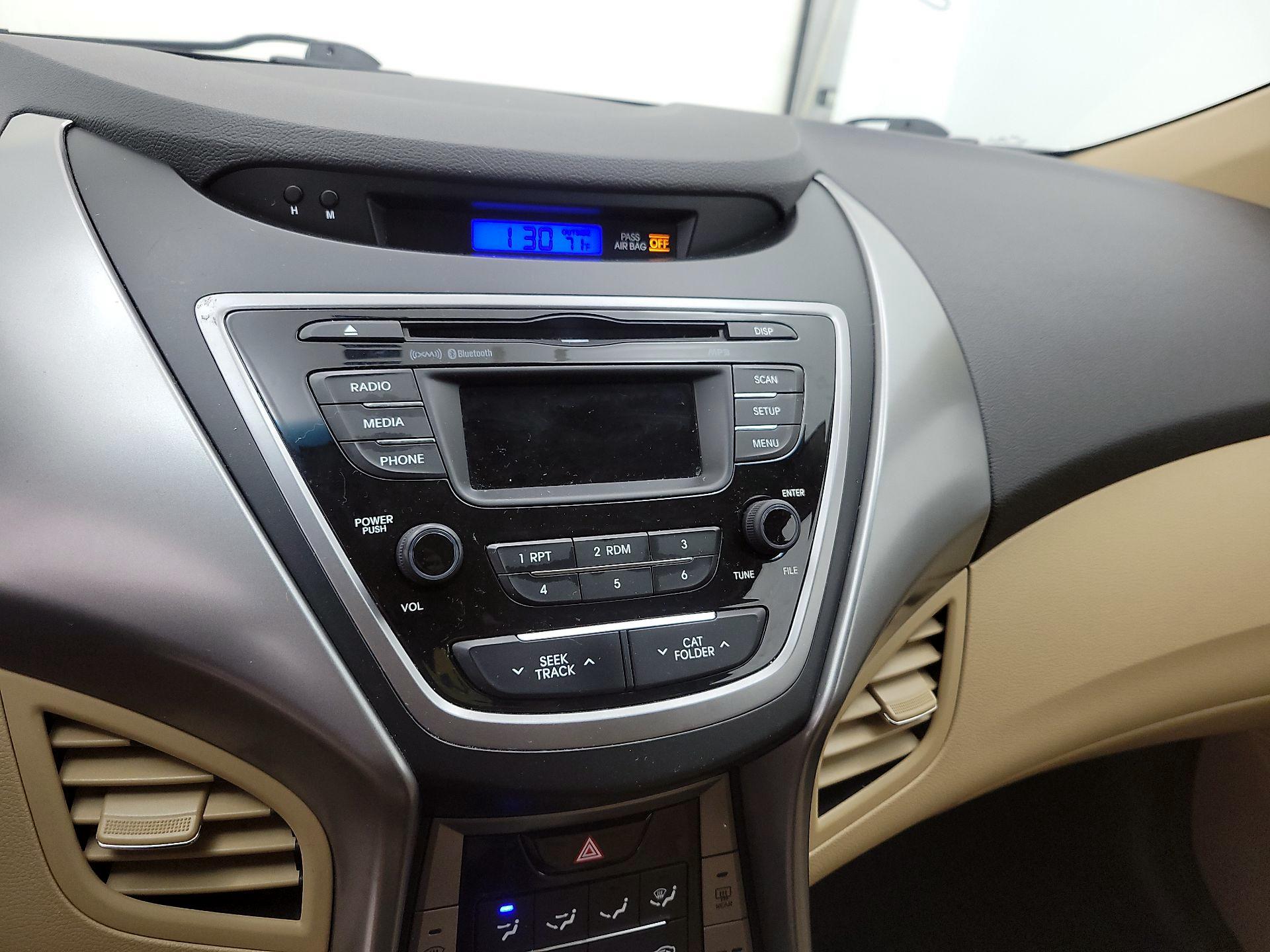 Thumbnail: 2013 Hyundai Elantra - 14