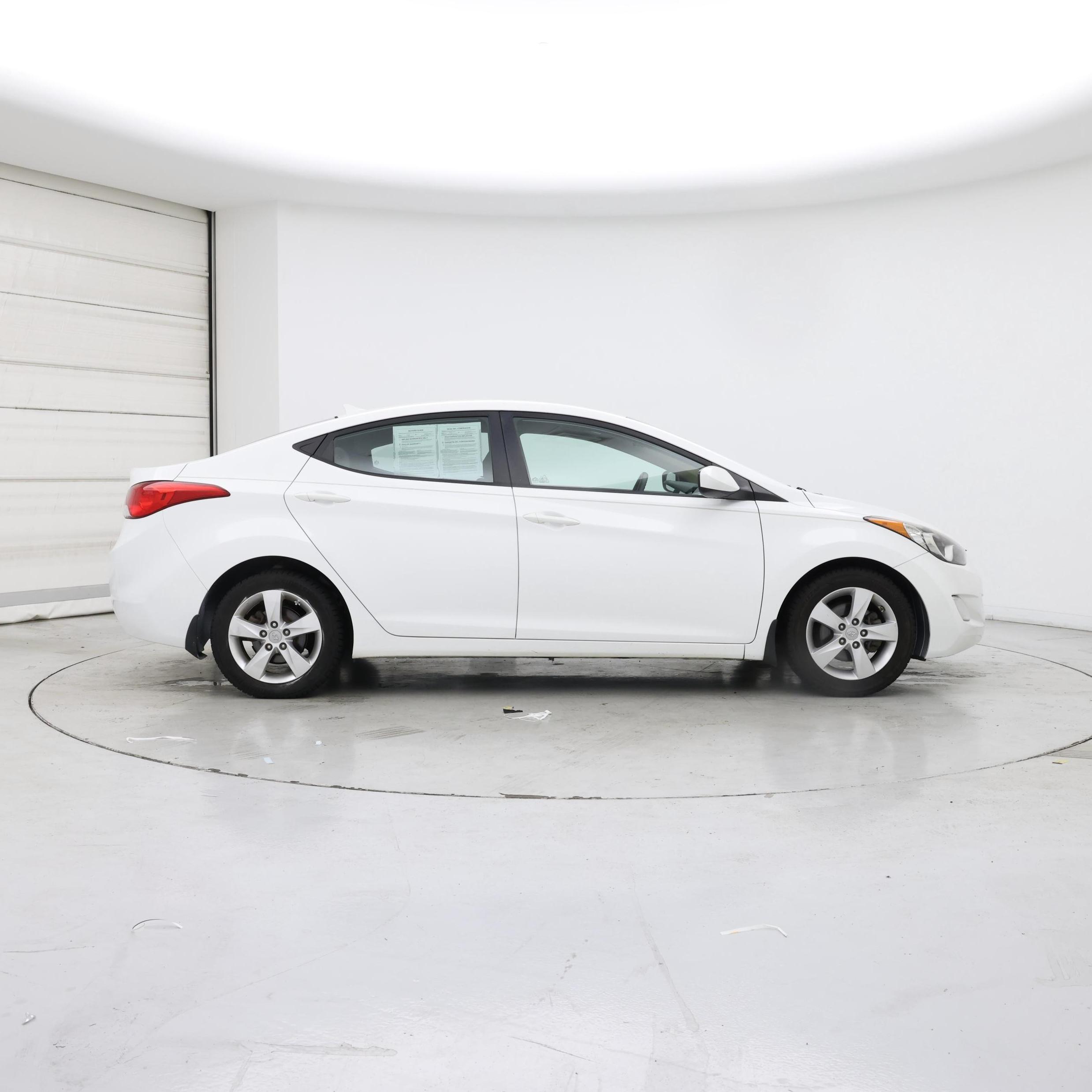 Thumbnail: 2013 Hyundai Elantra - 7