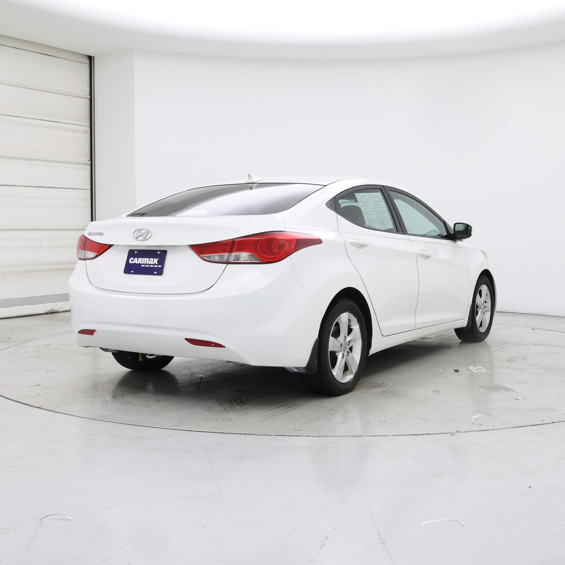 Thumbnail: 2013 Hyundai Elantra - 8