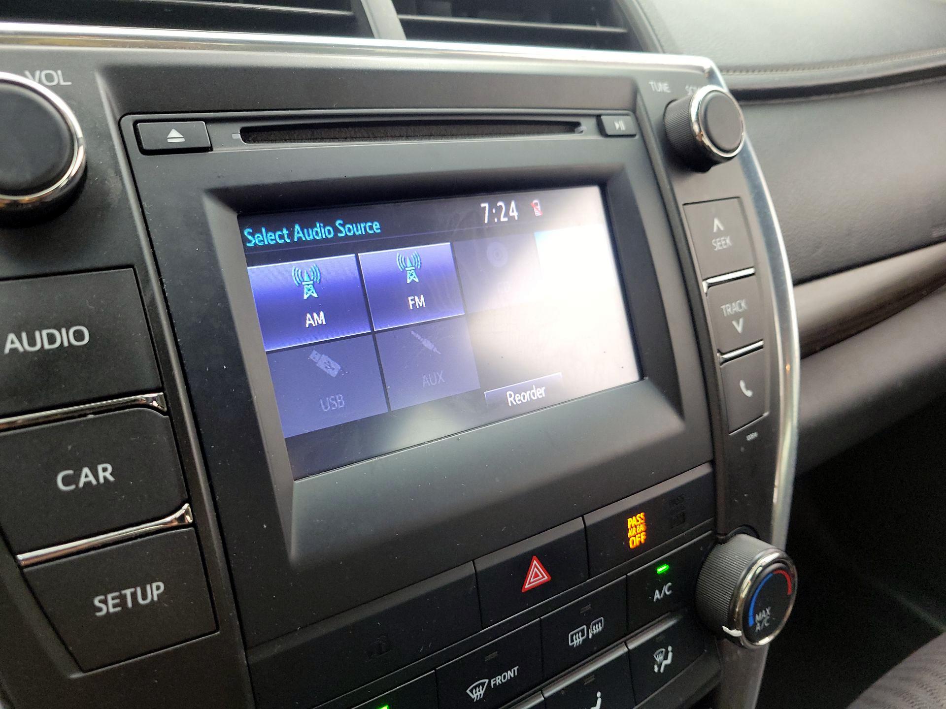 Thumbnail: 2016 Toyota Camry - 15