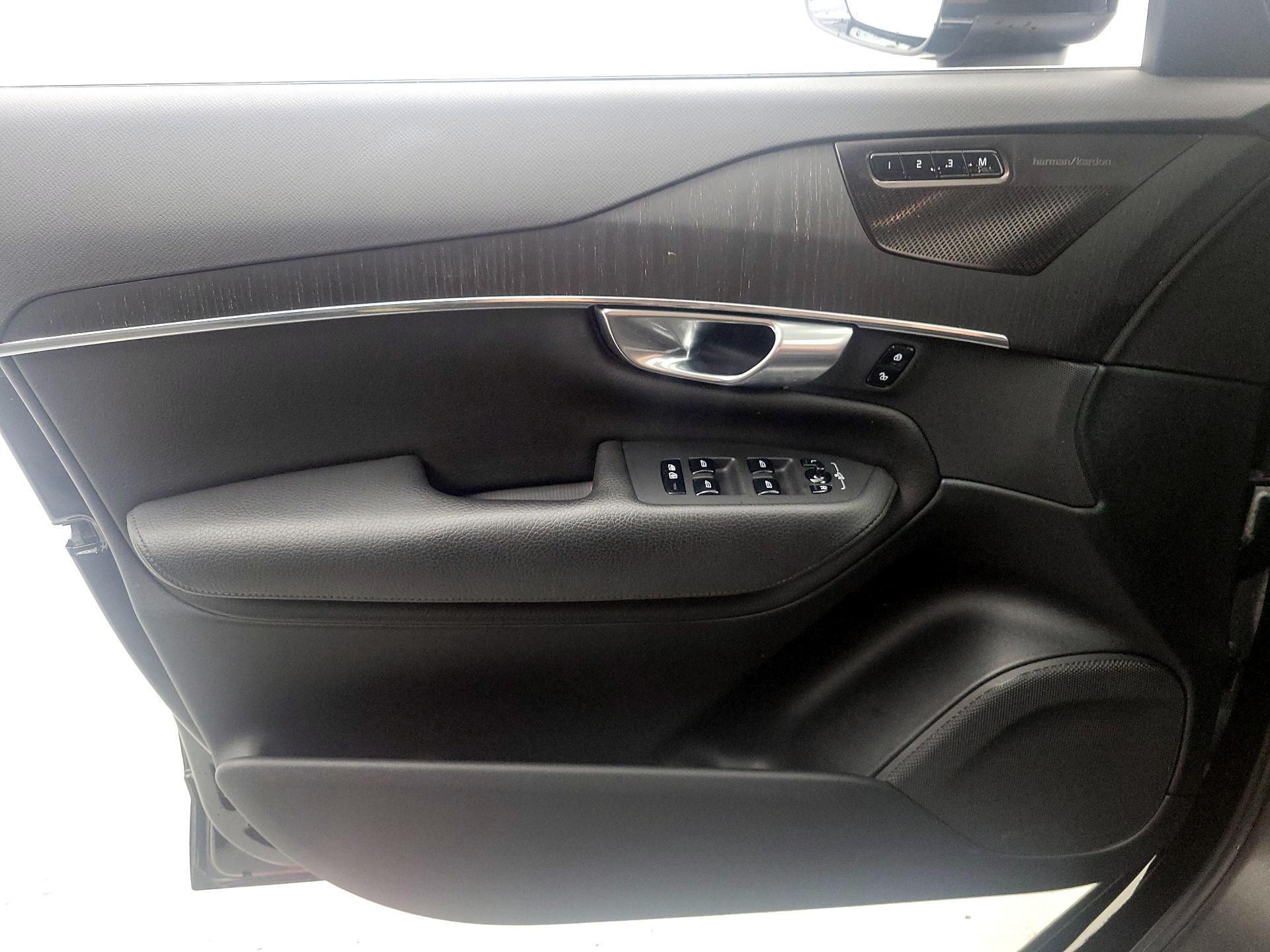 Thumbnail: 2020 Volvo XC90 - 12