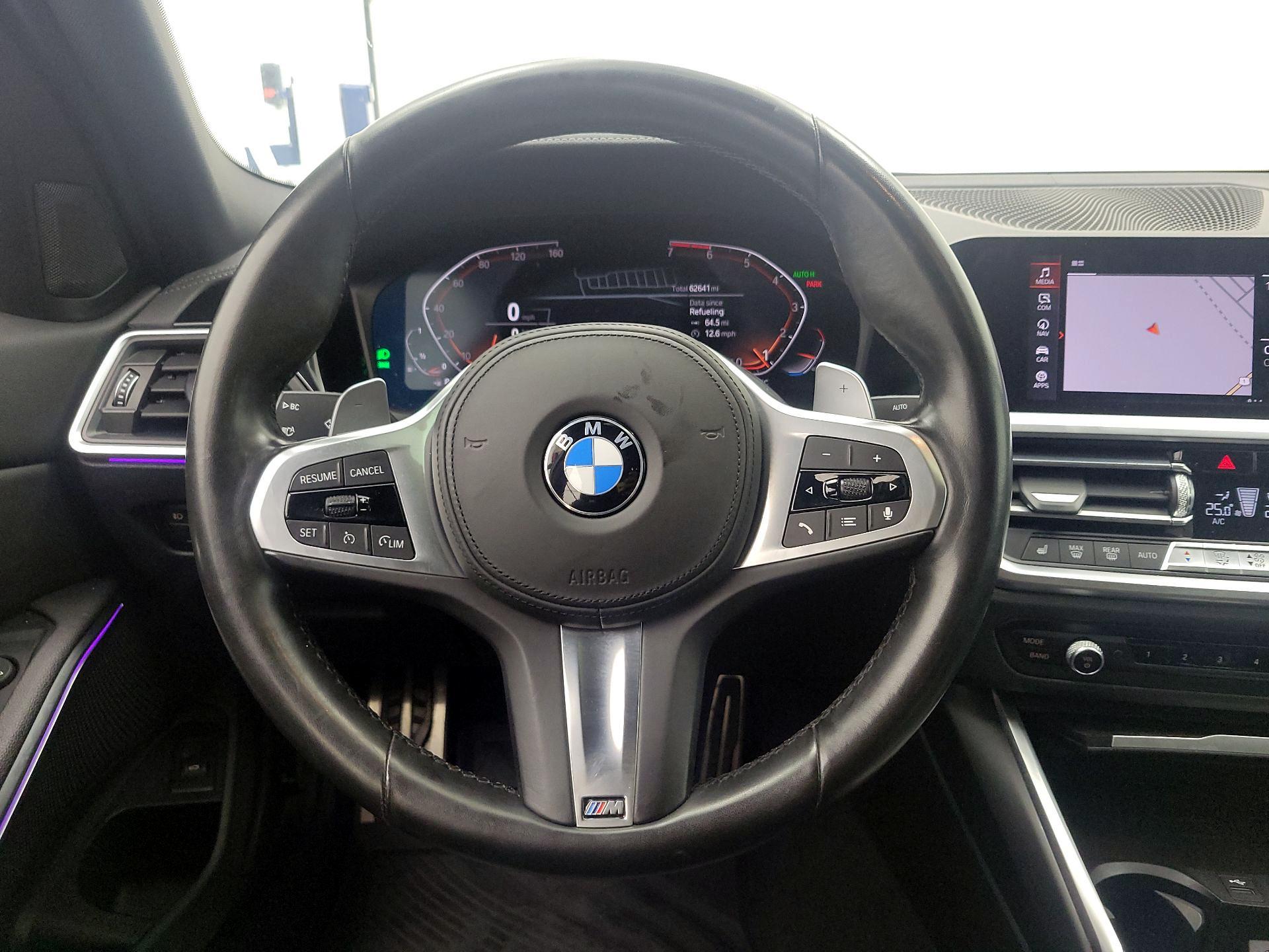 Thumbnail: 2021 BMW 3 Series - 10