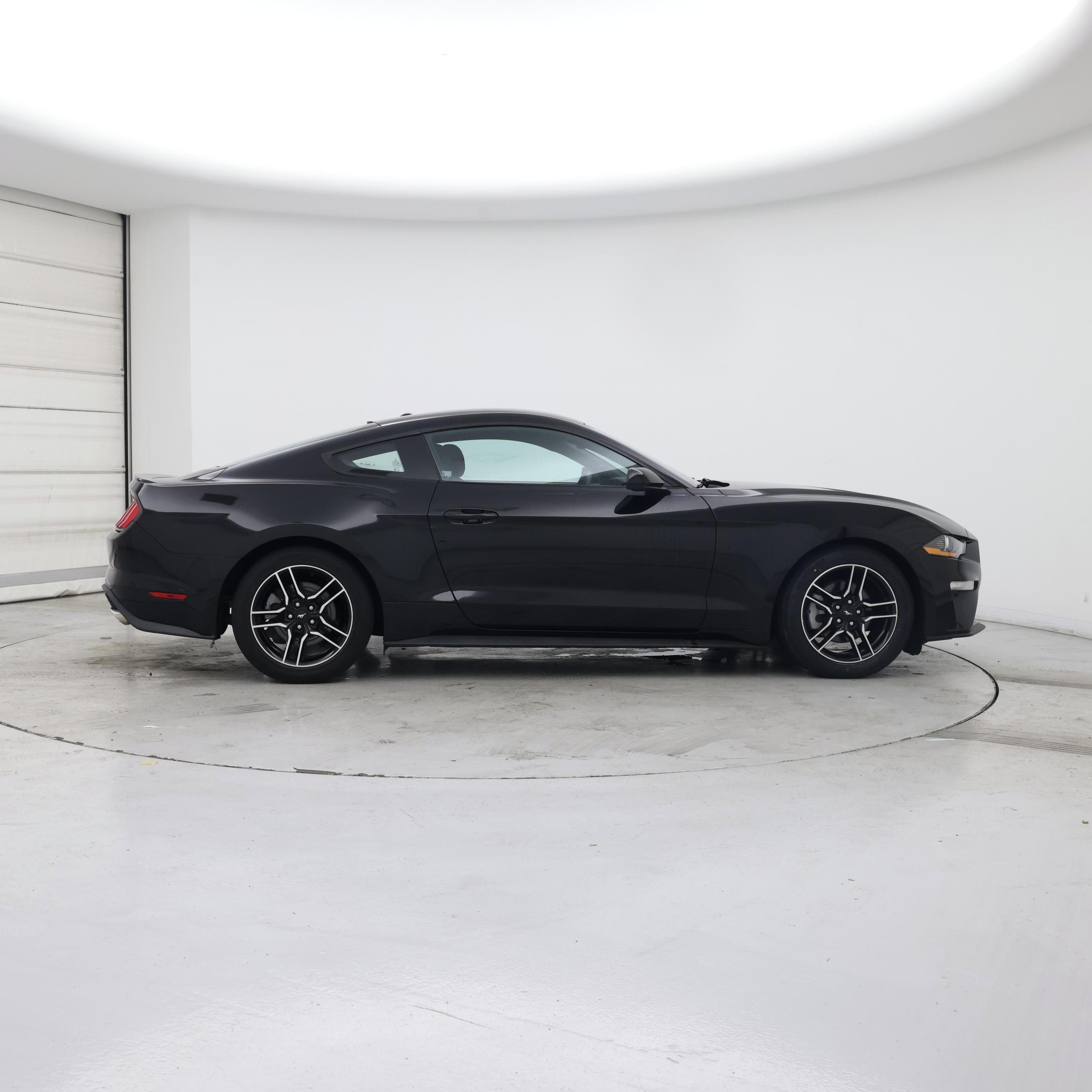 Thumbnail: 2018 Ford Mustang - 7