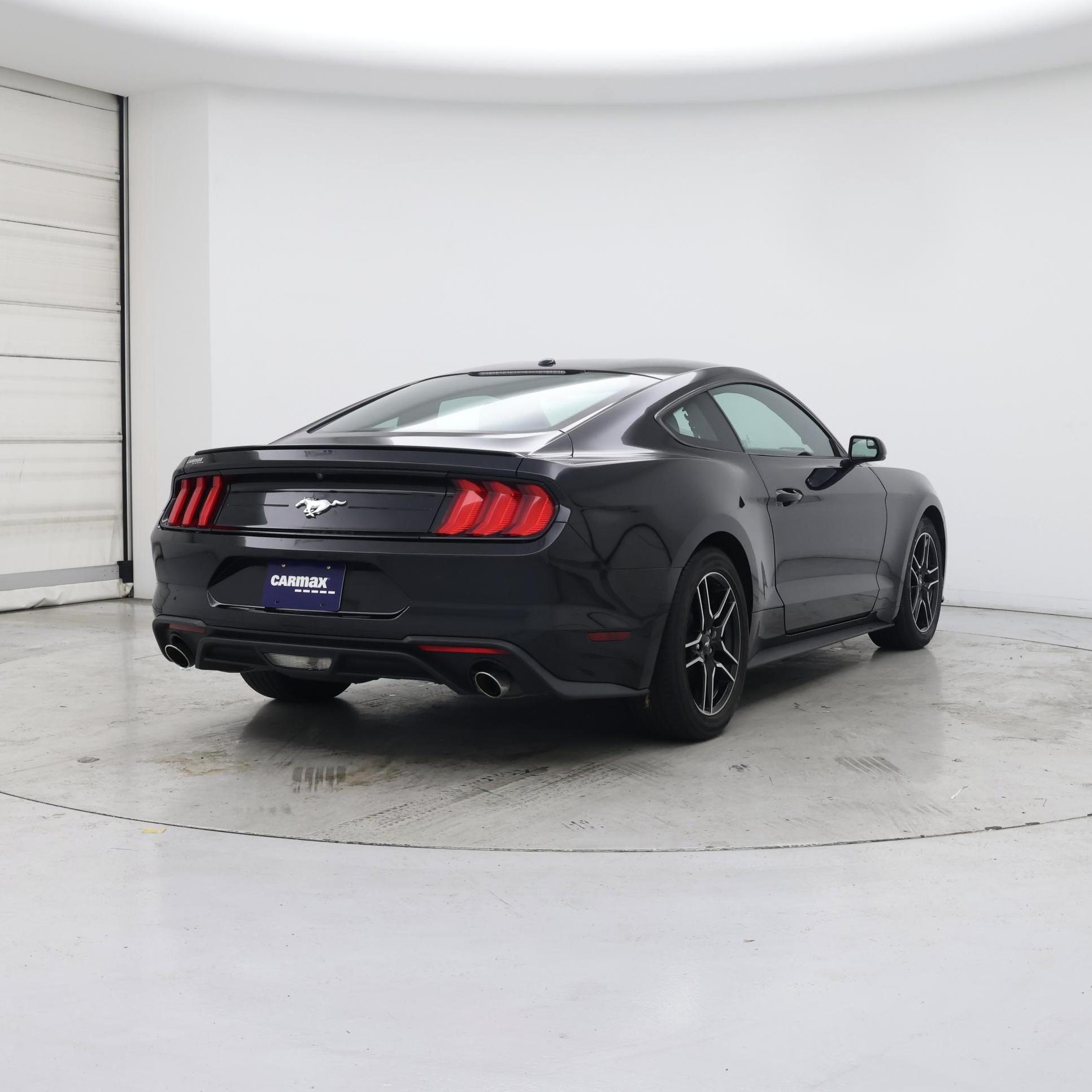 Thumbnail: 2018 Ford Mustang - 8