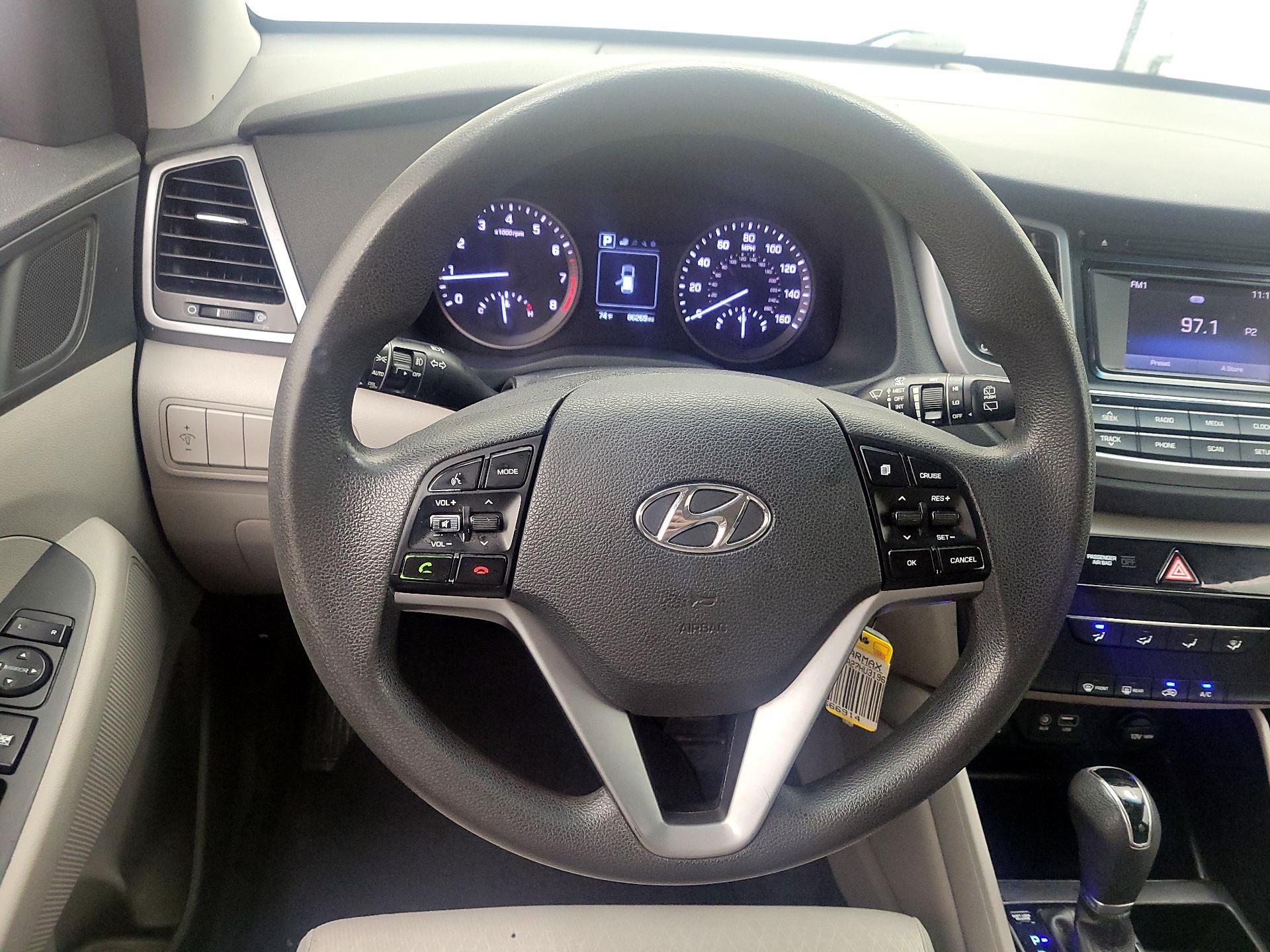 Thumbnail: 2017 Hyundai Tucson - 10