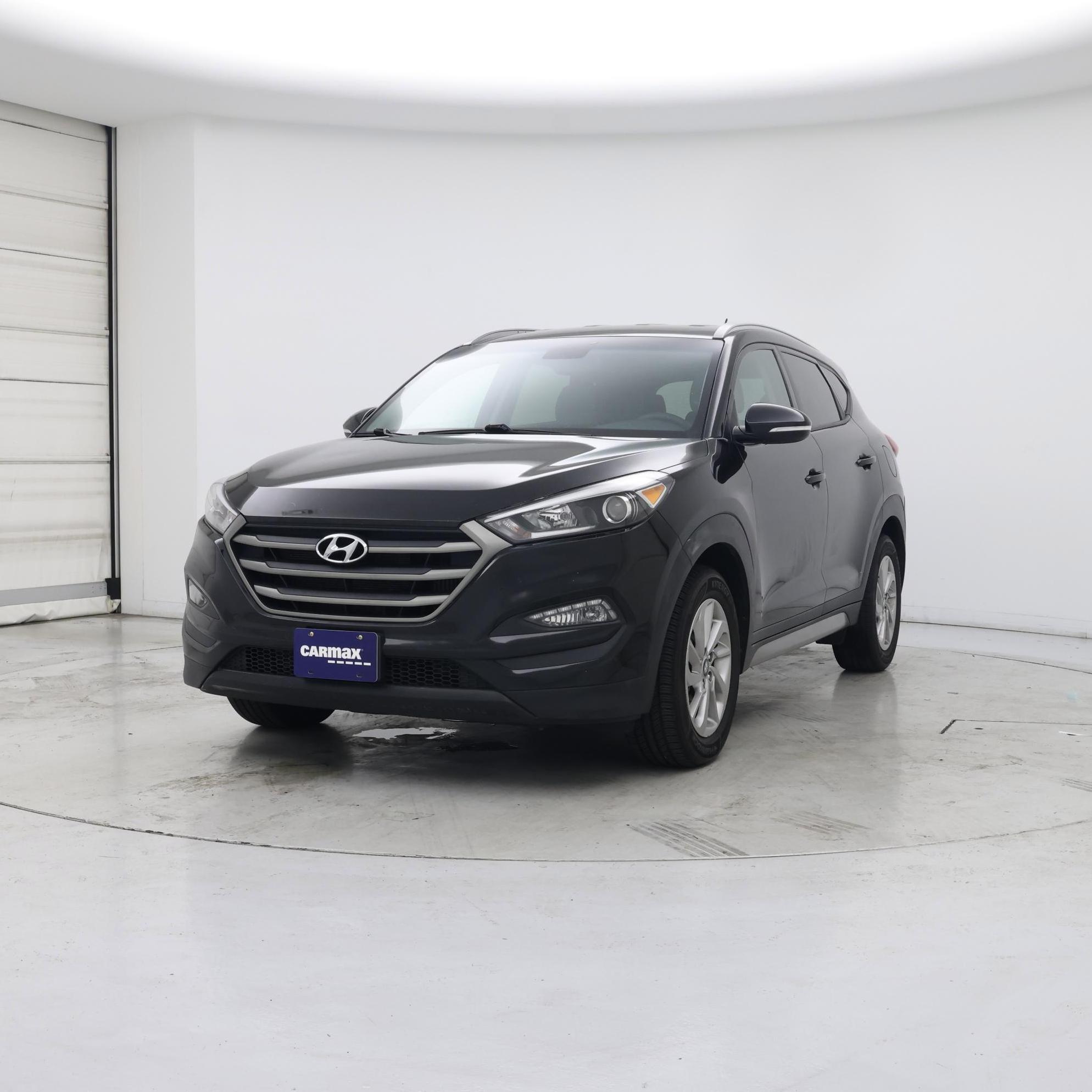 Thumbnail: 2017 Hyundai Tucson - 4