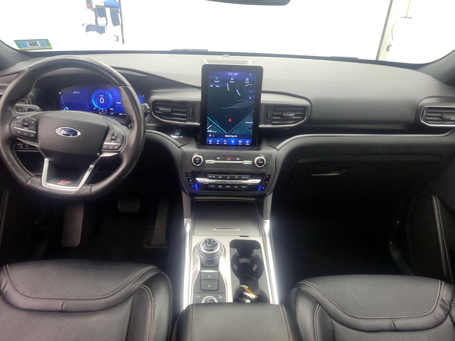 Thumbnail: 2020 Ford Explorer - 9