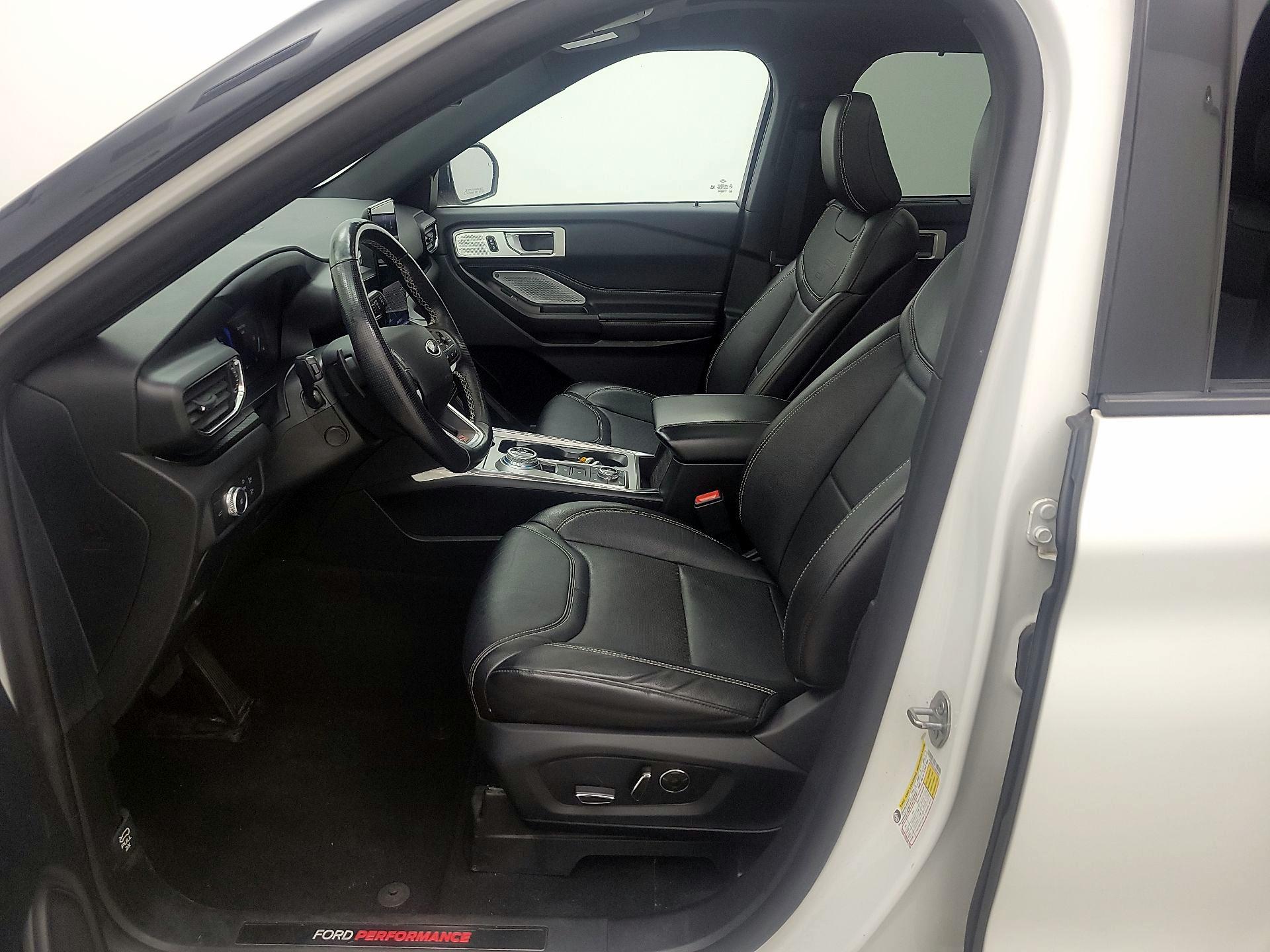 Thumbnail: 2020 Ford Explorer - 11