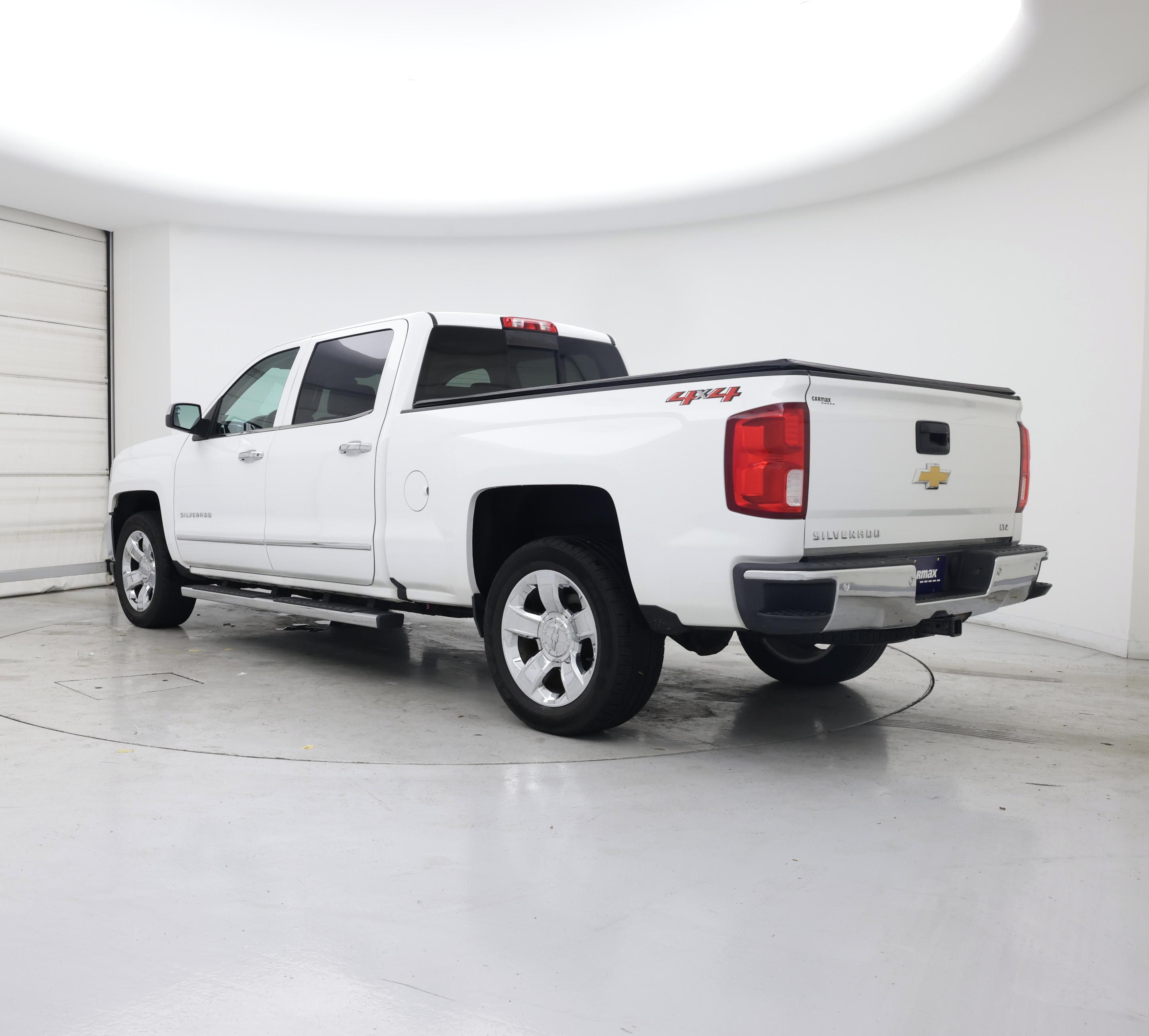 Thumbnail: 2018 Chevrolet Silverado 1500 - 2