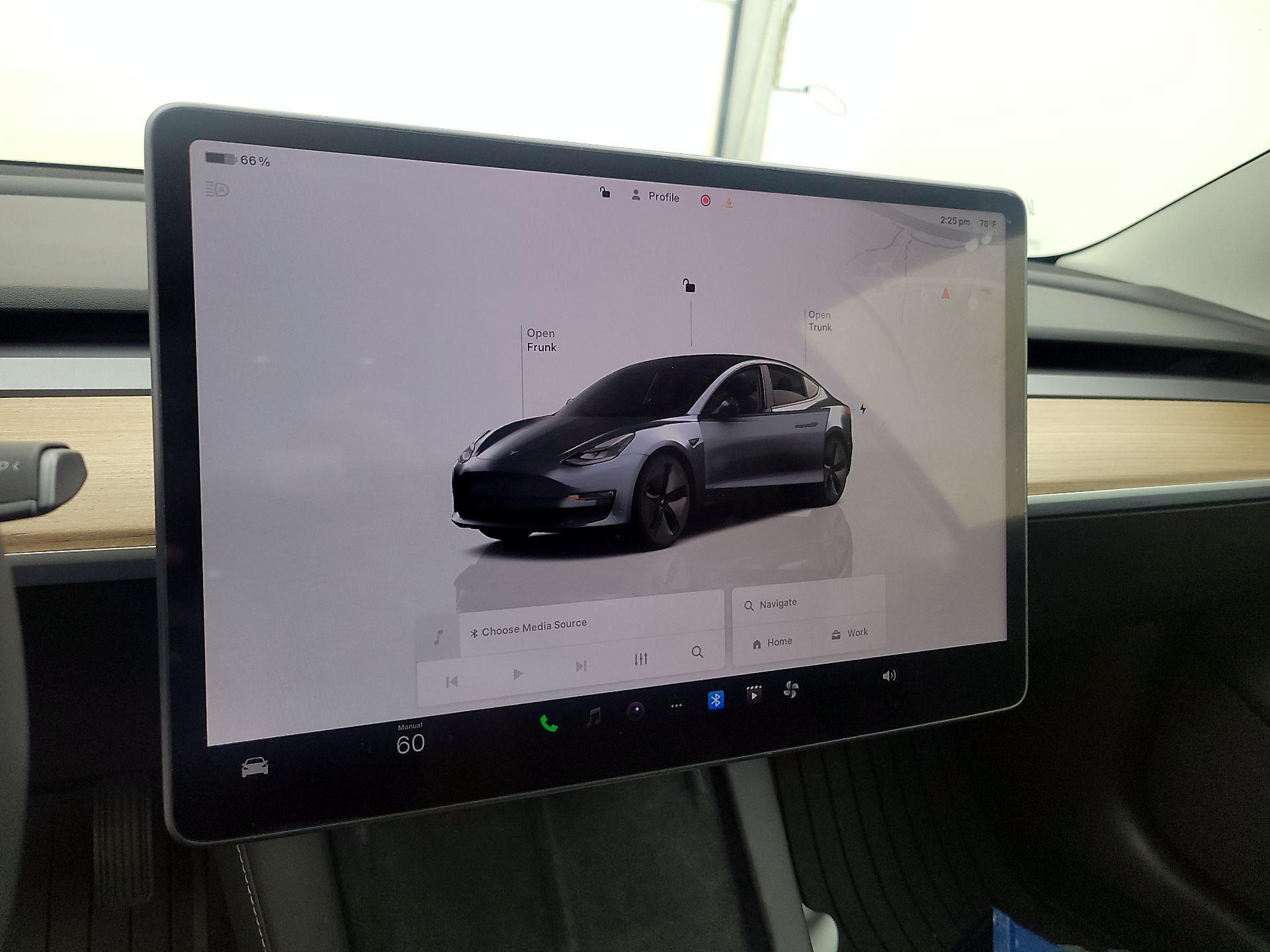 Thumbnail: 2023 Tesla Model 3 - 10