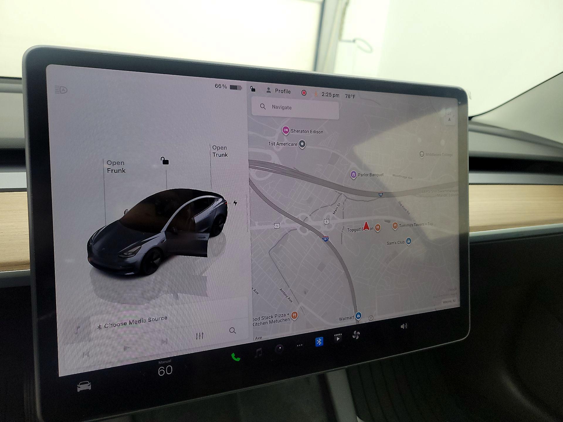 Thumbnail: 2023 Tesla Model 3 - 13