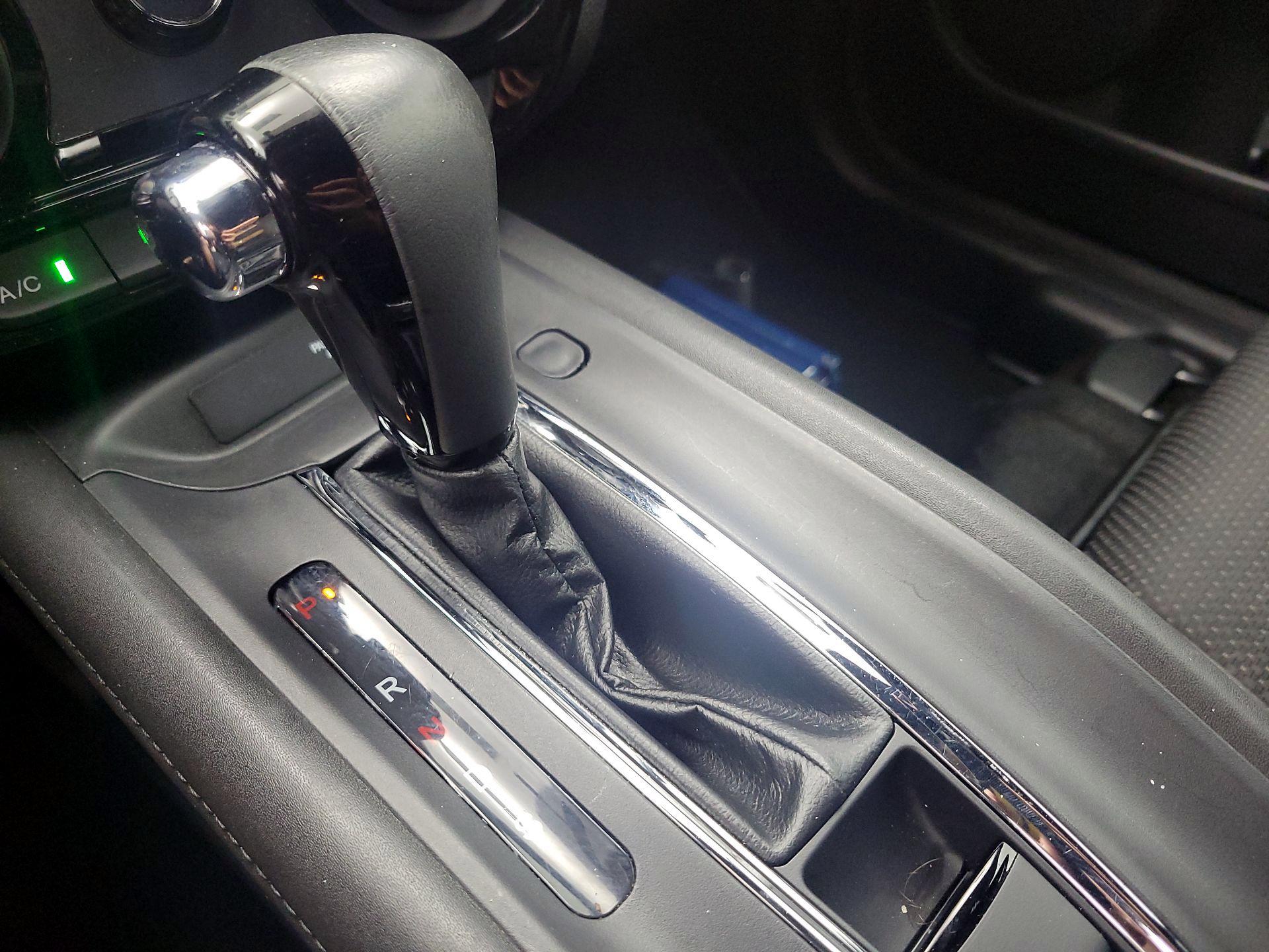 Thumbnail: 2019 Honda HR-V - 16