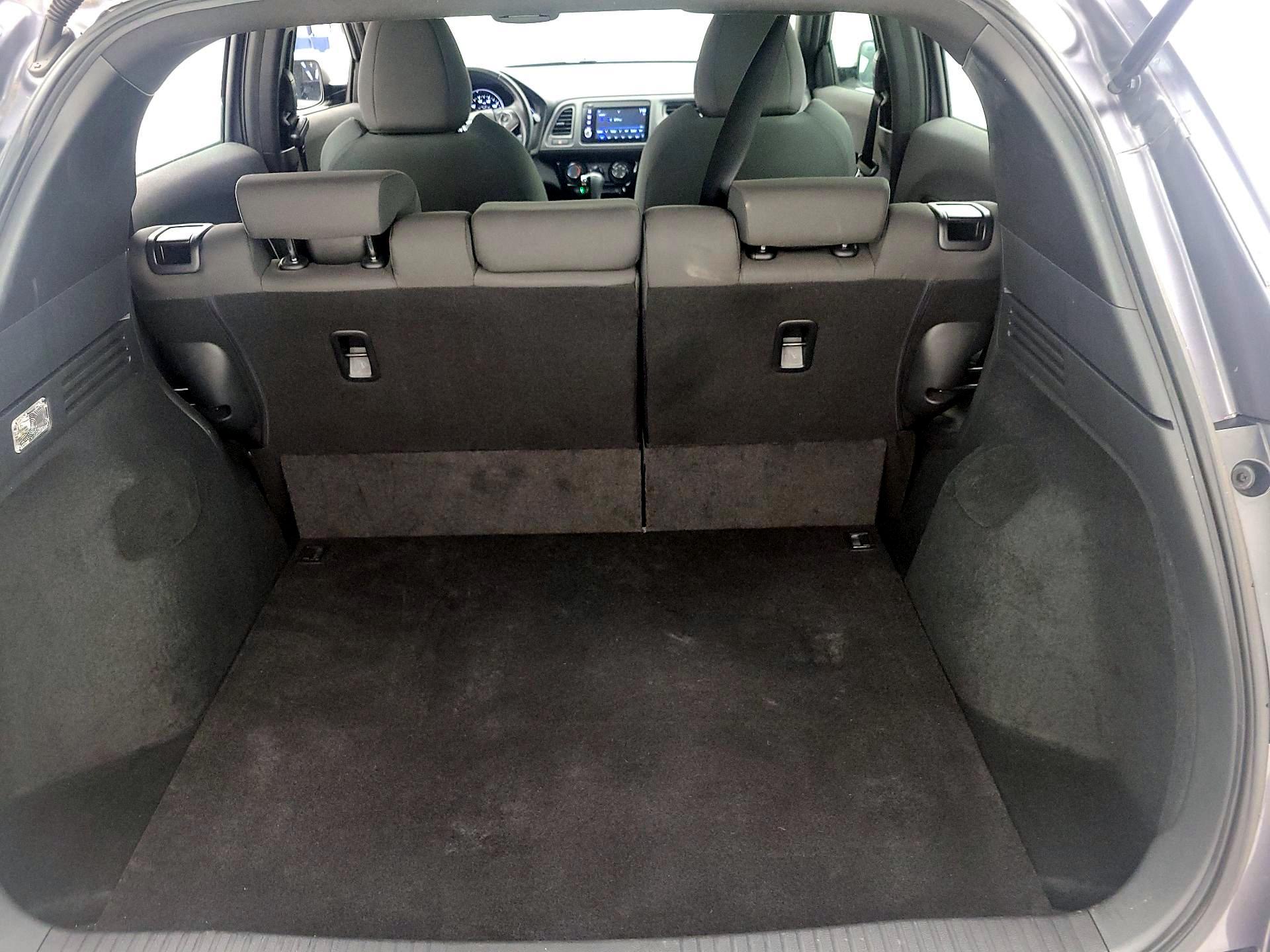 Thumbnail: 2019 Honda HR-V - 19