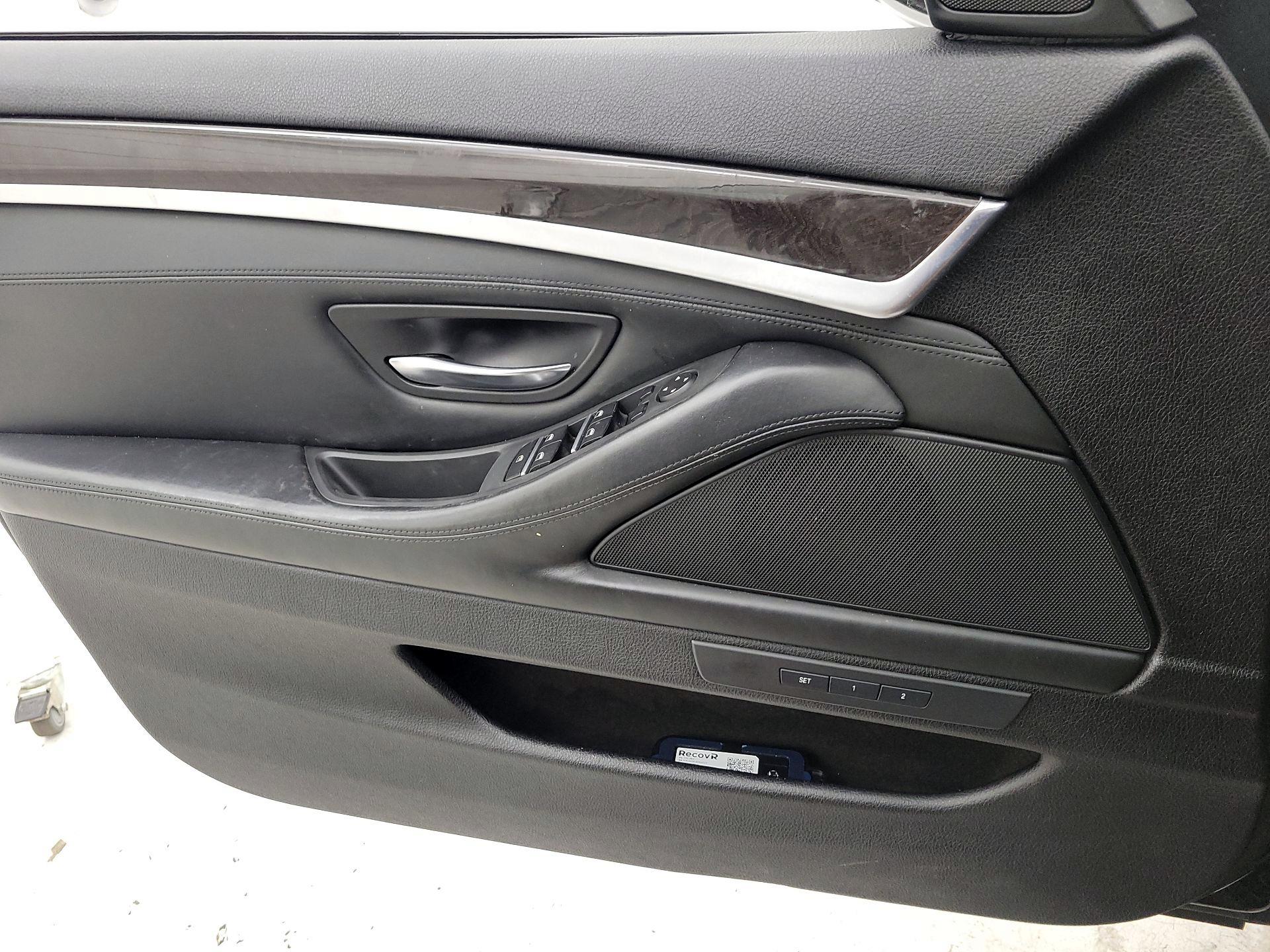 Thumbnail: 2015 BMW 5 Series - 12
