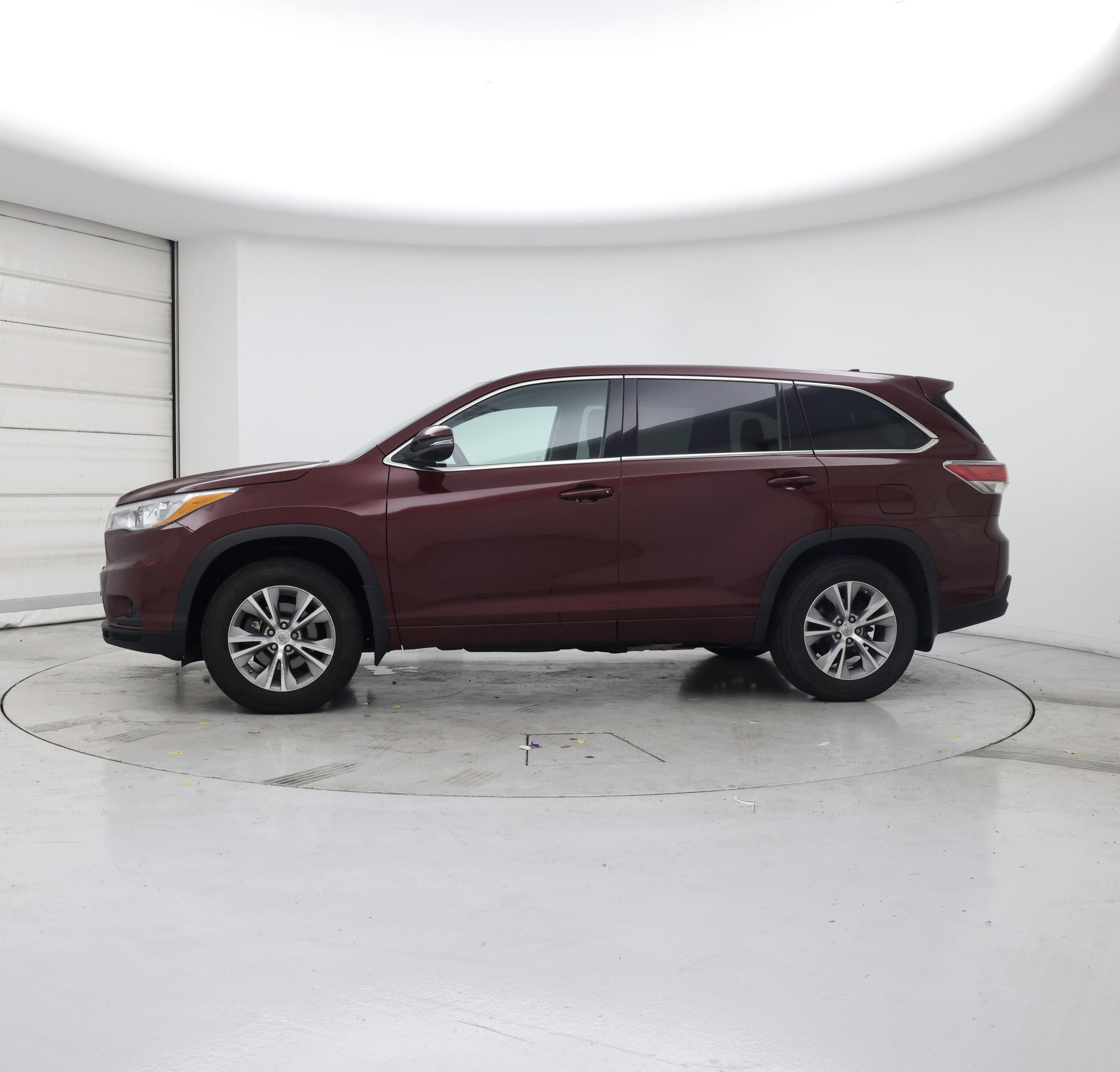 Thumbnail: 2015 Toyota Highlander - 3