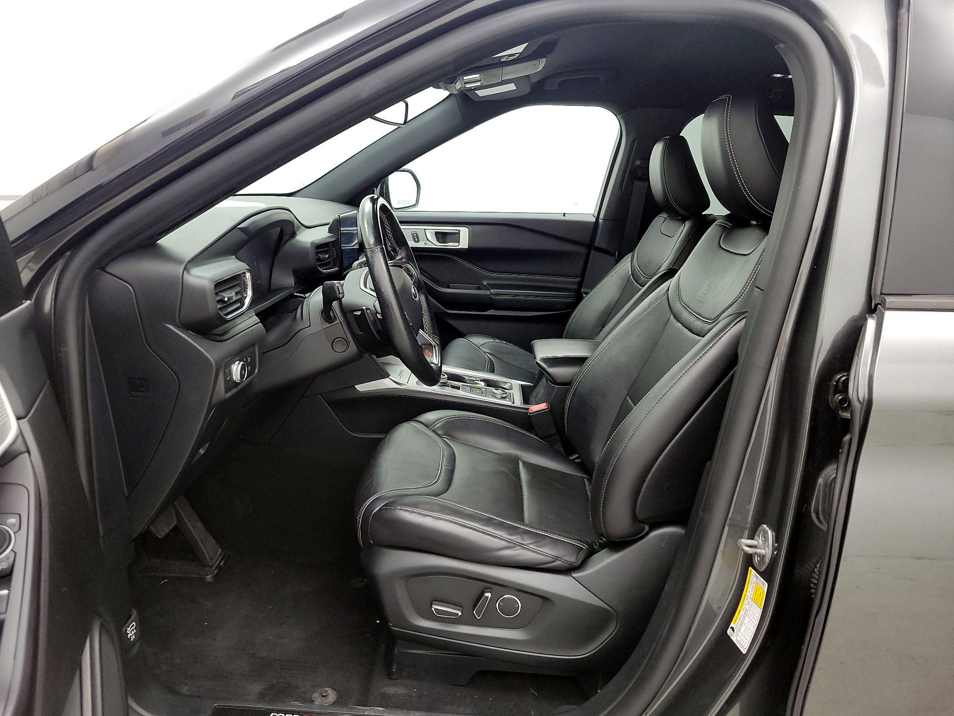 Thumbnail: 2020 Ford Explorer - 11