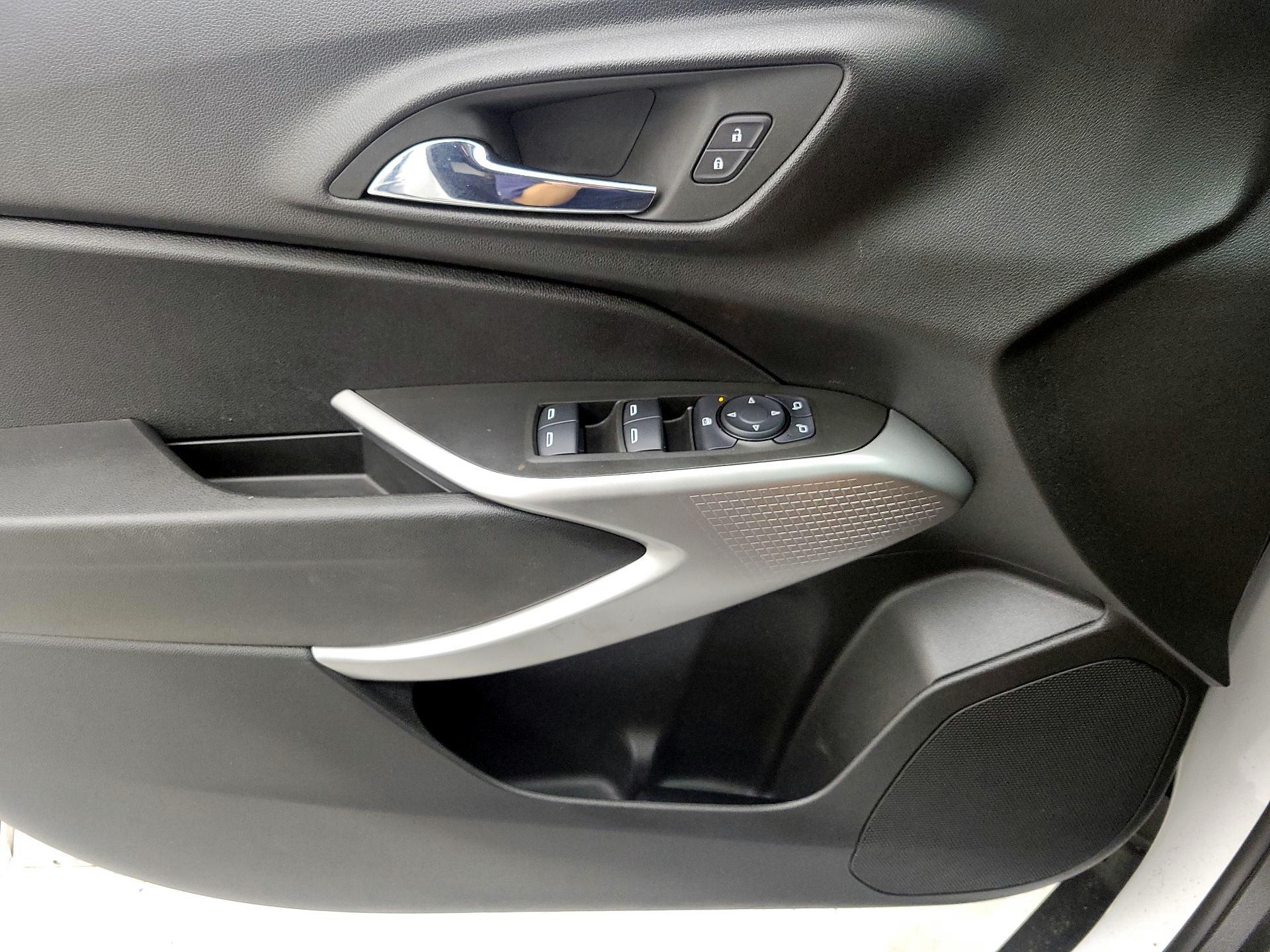 Thumbnail: 2024 Chevrolet Trax - 12