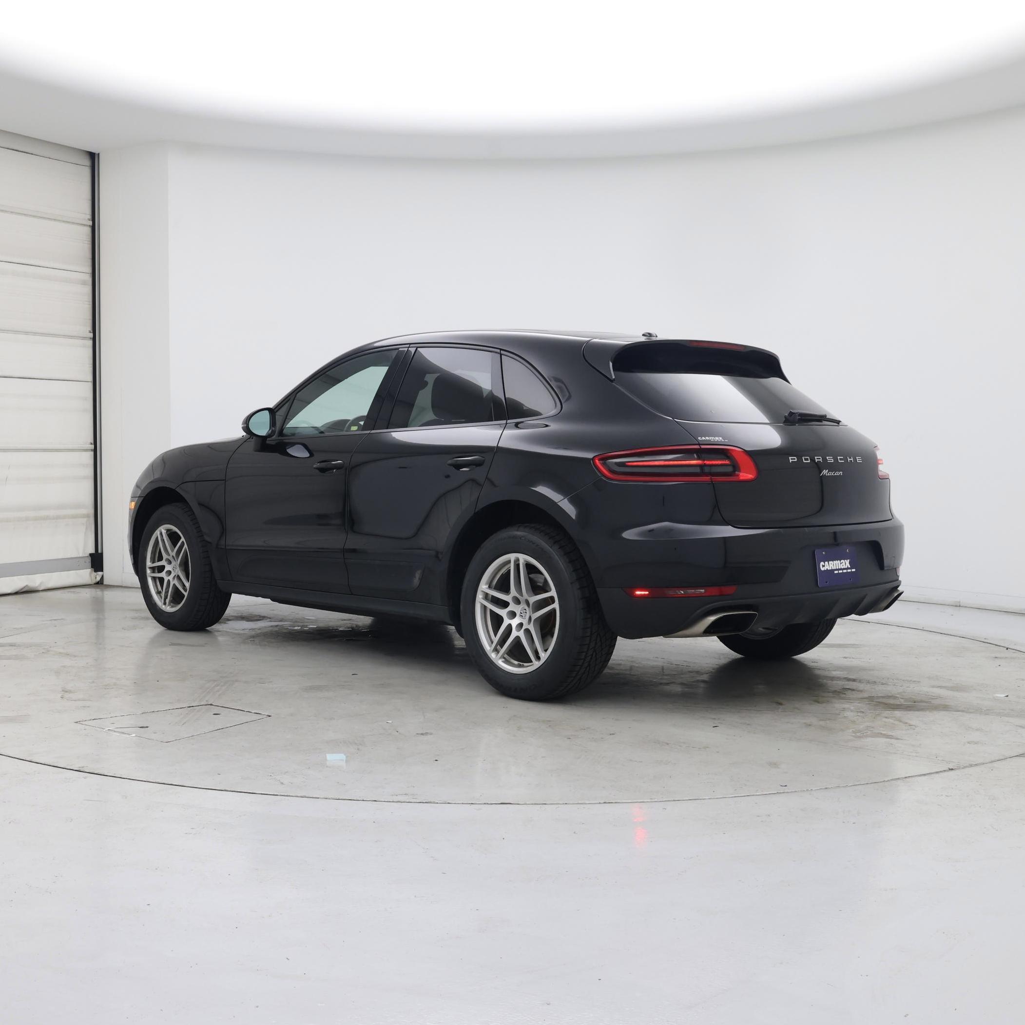 Thumbnail: 2018 Porsche Macan - 2