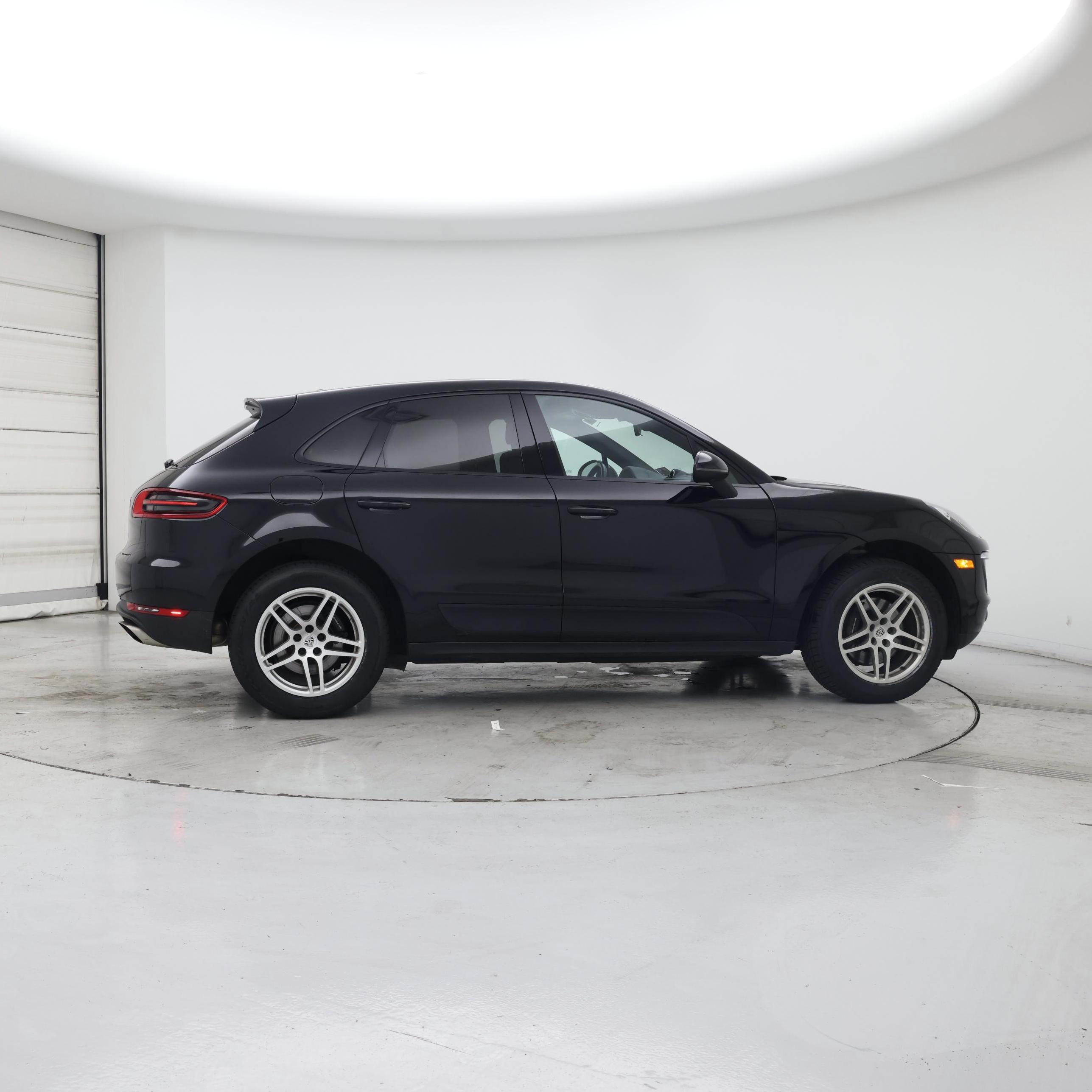 Thumbnail: 2018 Porsche Macan - 7