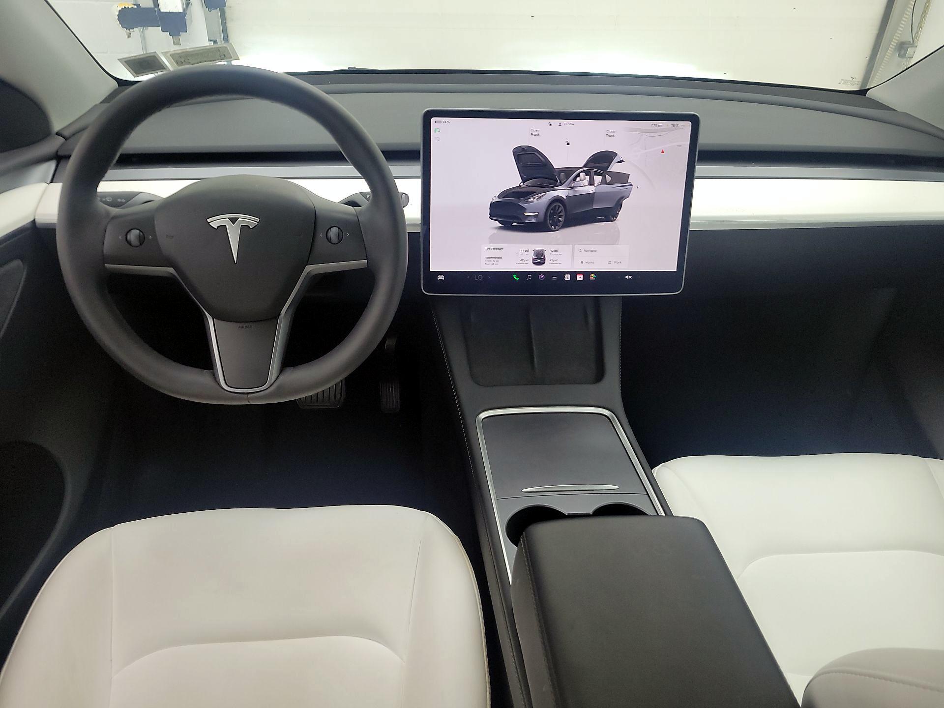 Thumbnail: 2023 Tesla Model Y - 9