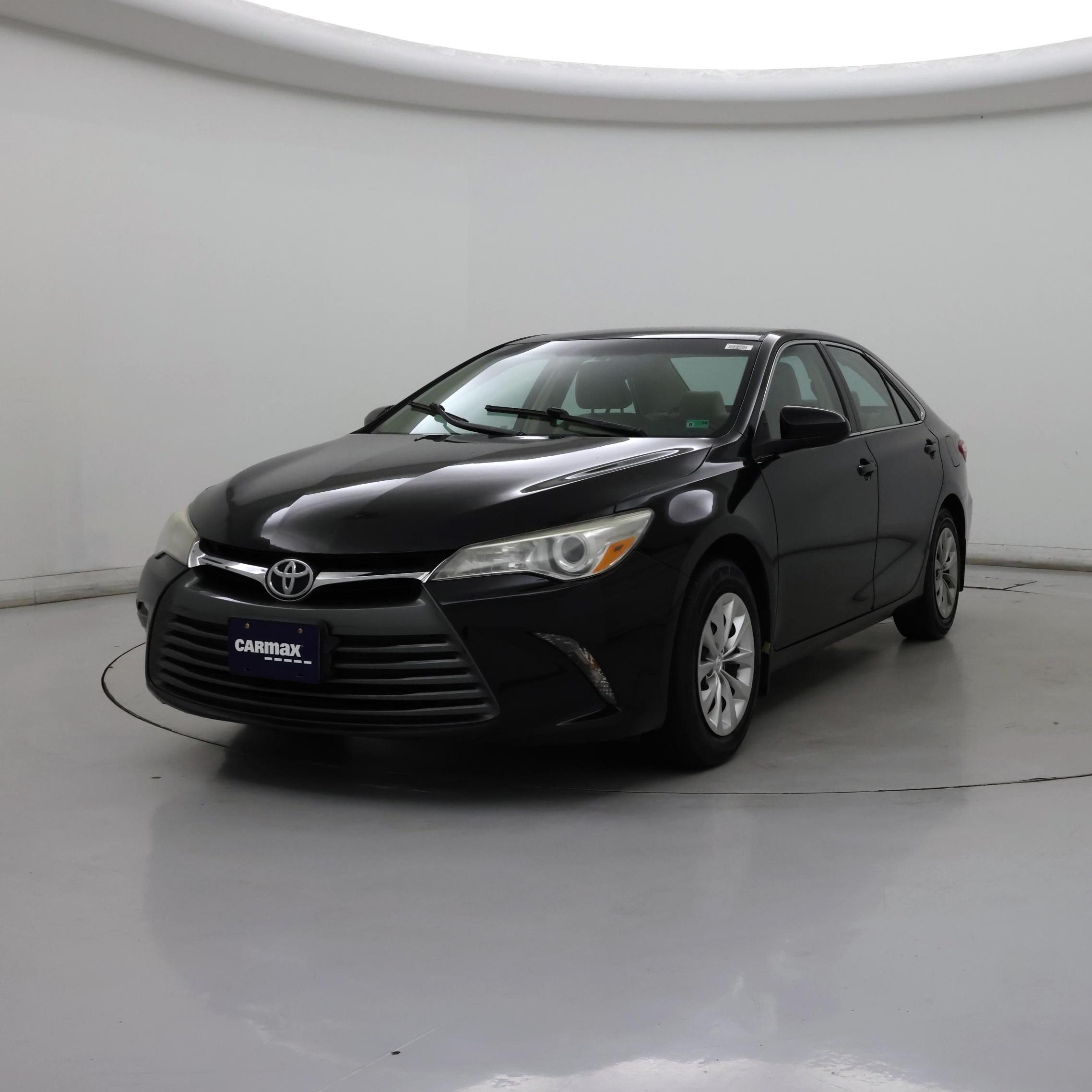 Thumbnail: 2017 Toyota Camry - 4