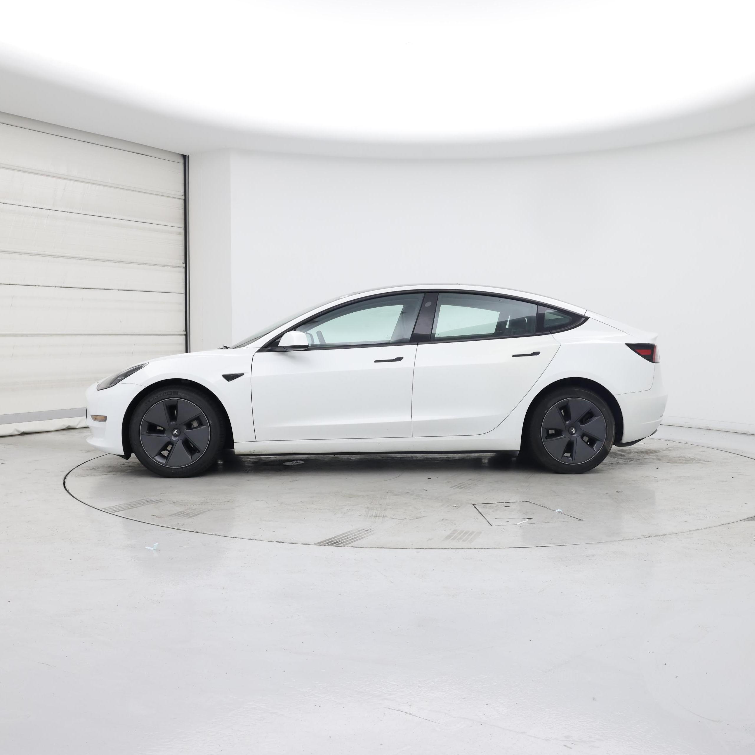 Thumbnail: 2023 Tesla Model 3 - 3