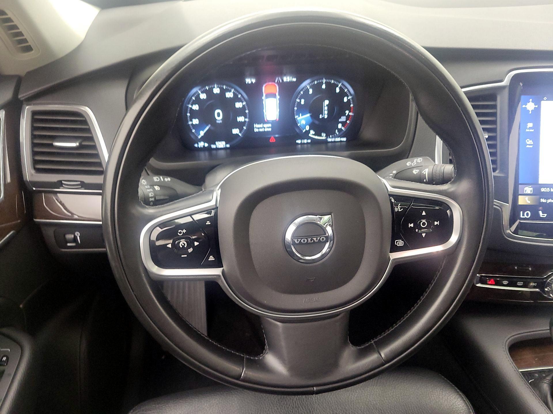 Thumbnail: 2019 Volvo XC90 - 10