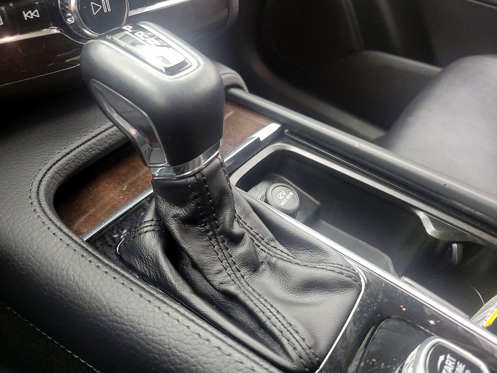 Thumbnail: 2019 Volvo XC90 - 17