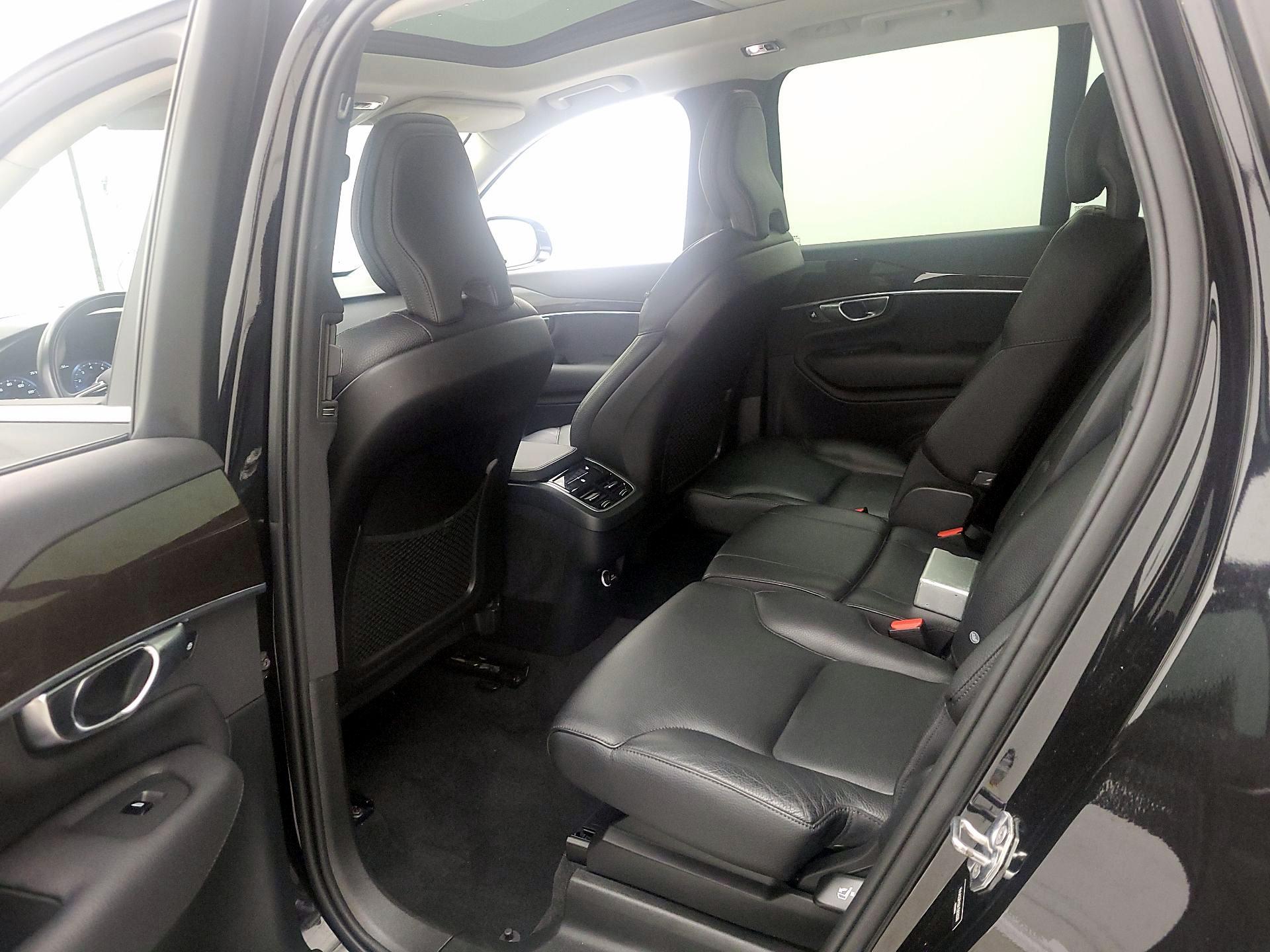 Thumbnail: 2019 Volvo XC90 - 19