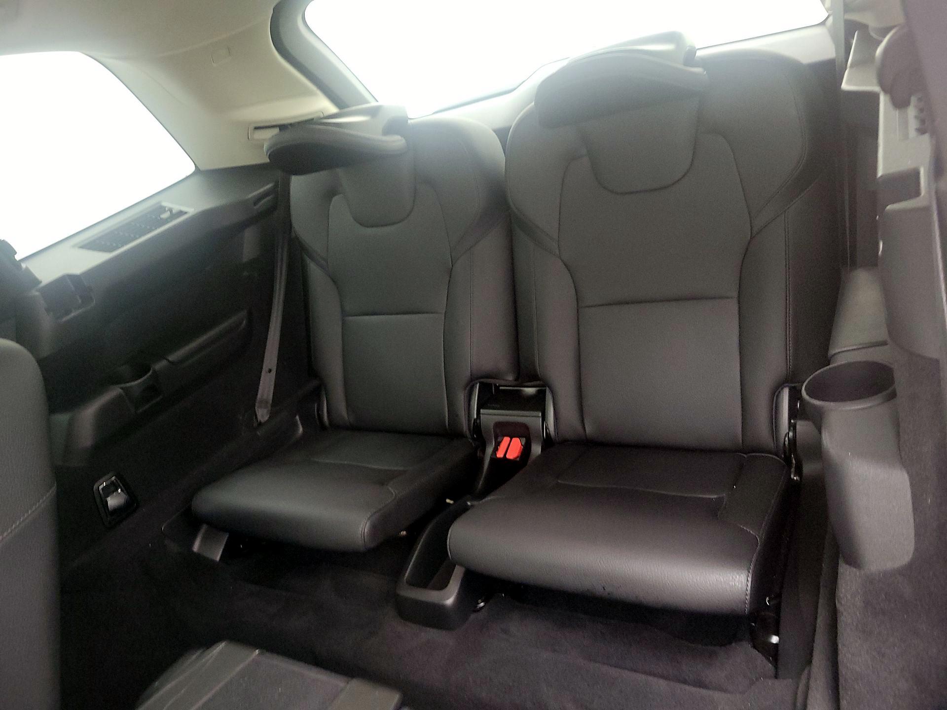 Thumbnail: 2019 Volvo XC90 - 20