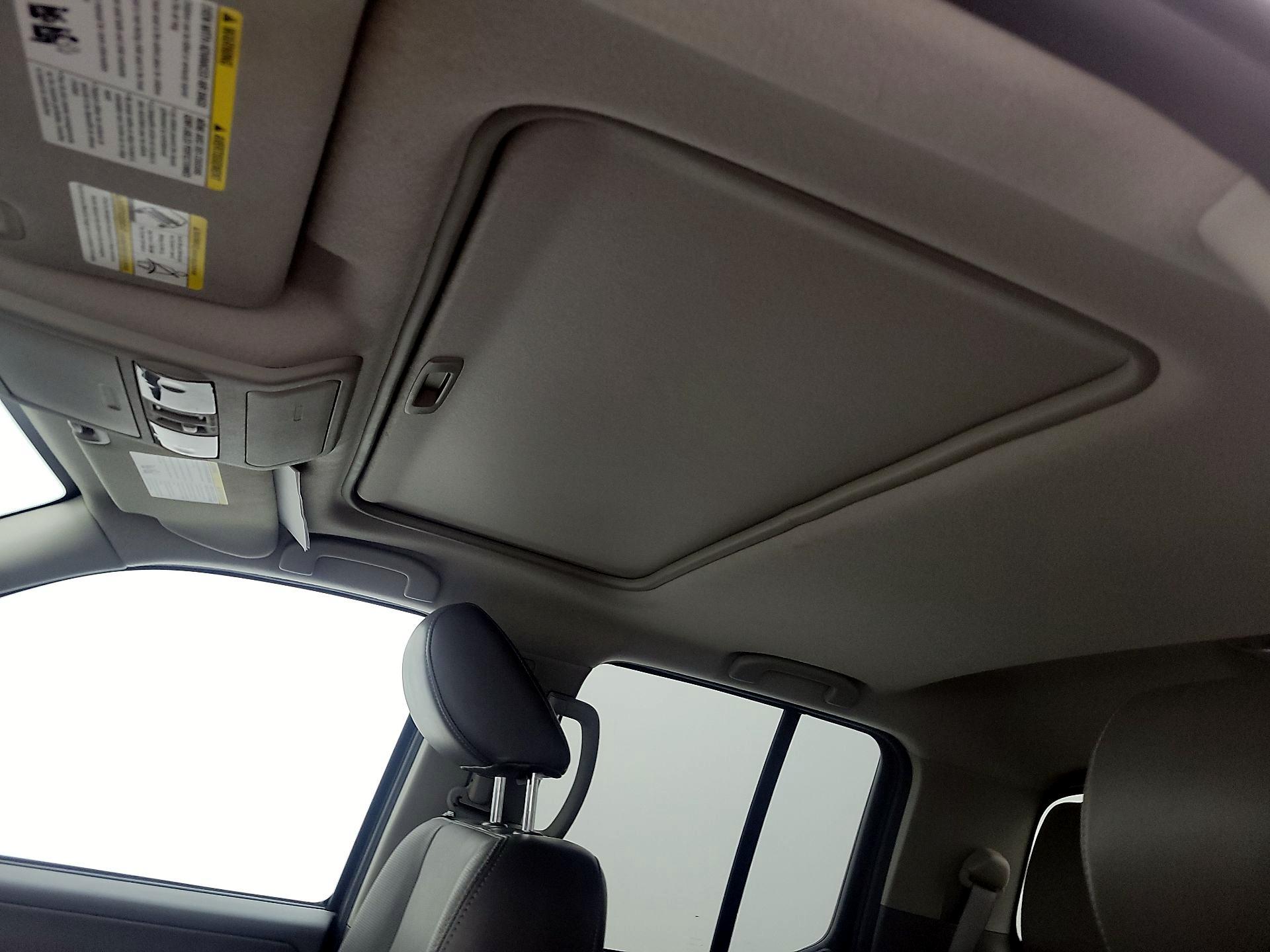 Thumbnail: 2019 Nissan Frontier - 18