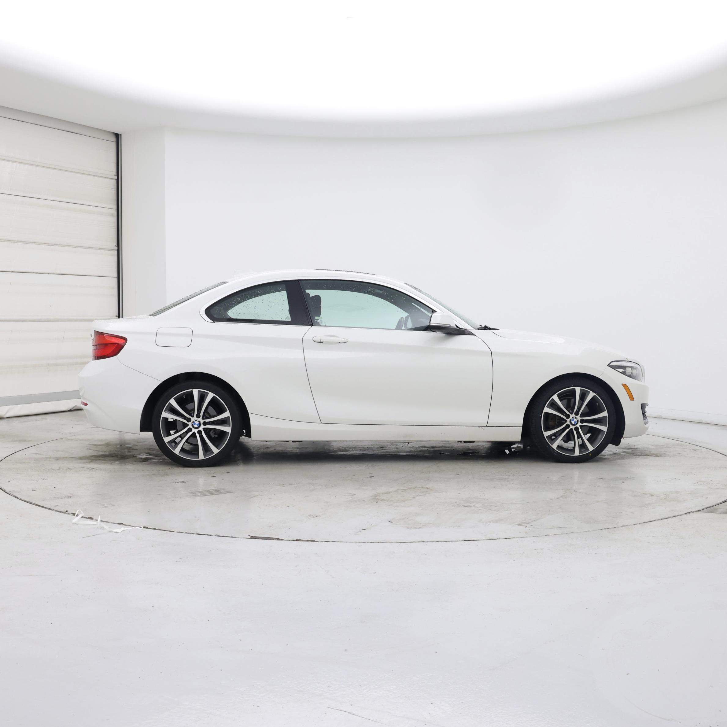 Thumbnail: 2018 BMW 2 Series - 7