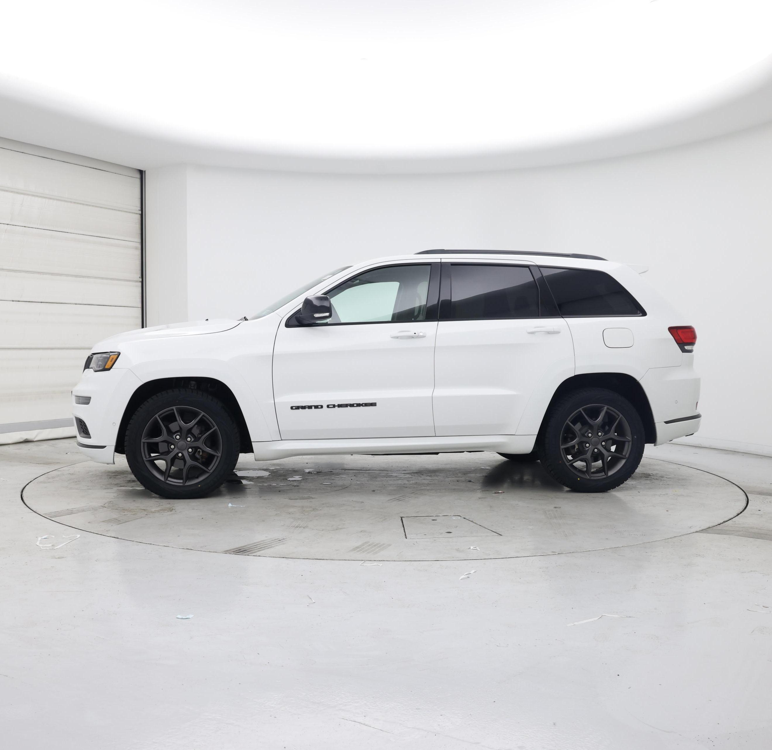 Thumbnail: 2019 Jeep Grand Cherokee - 3