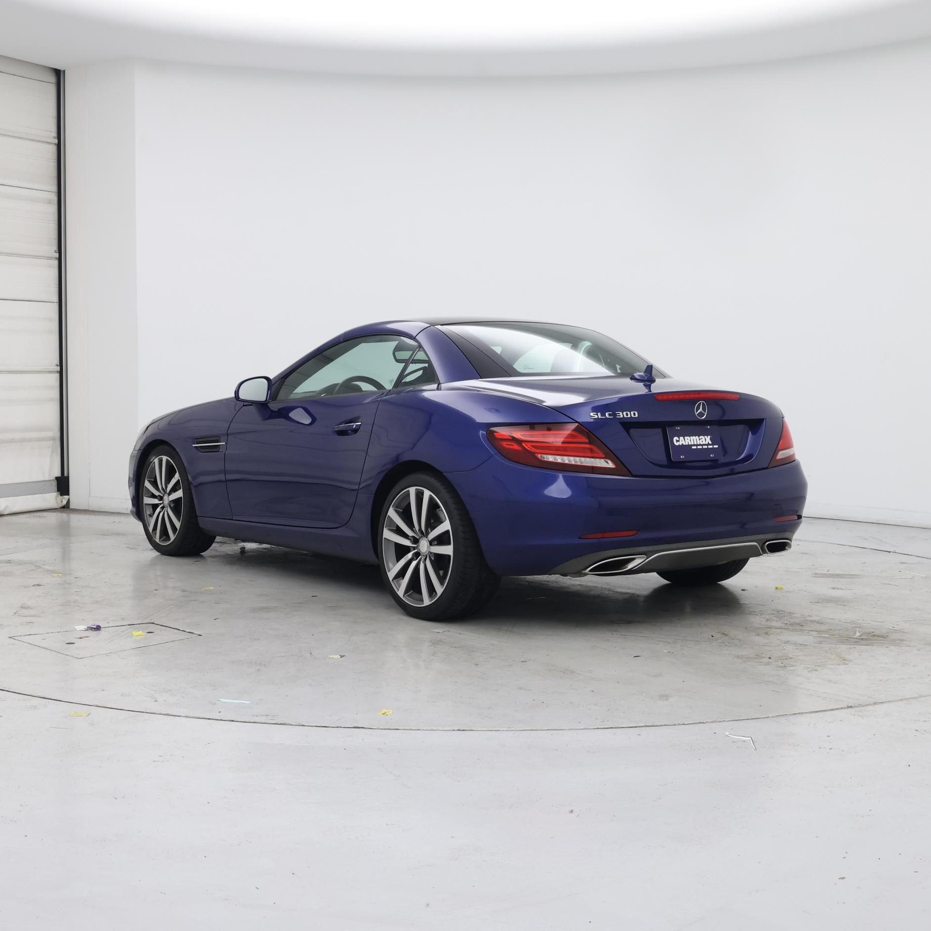 Thumbnail: 2017 Mercedes-Benz SLC - 2