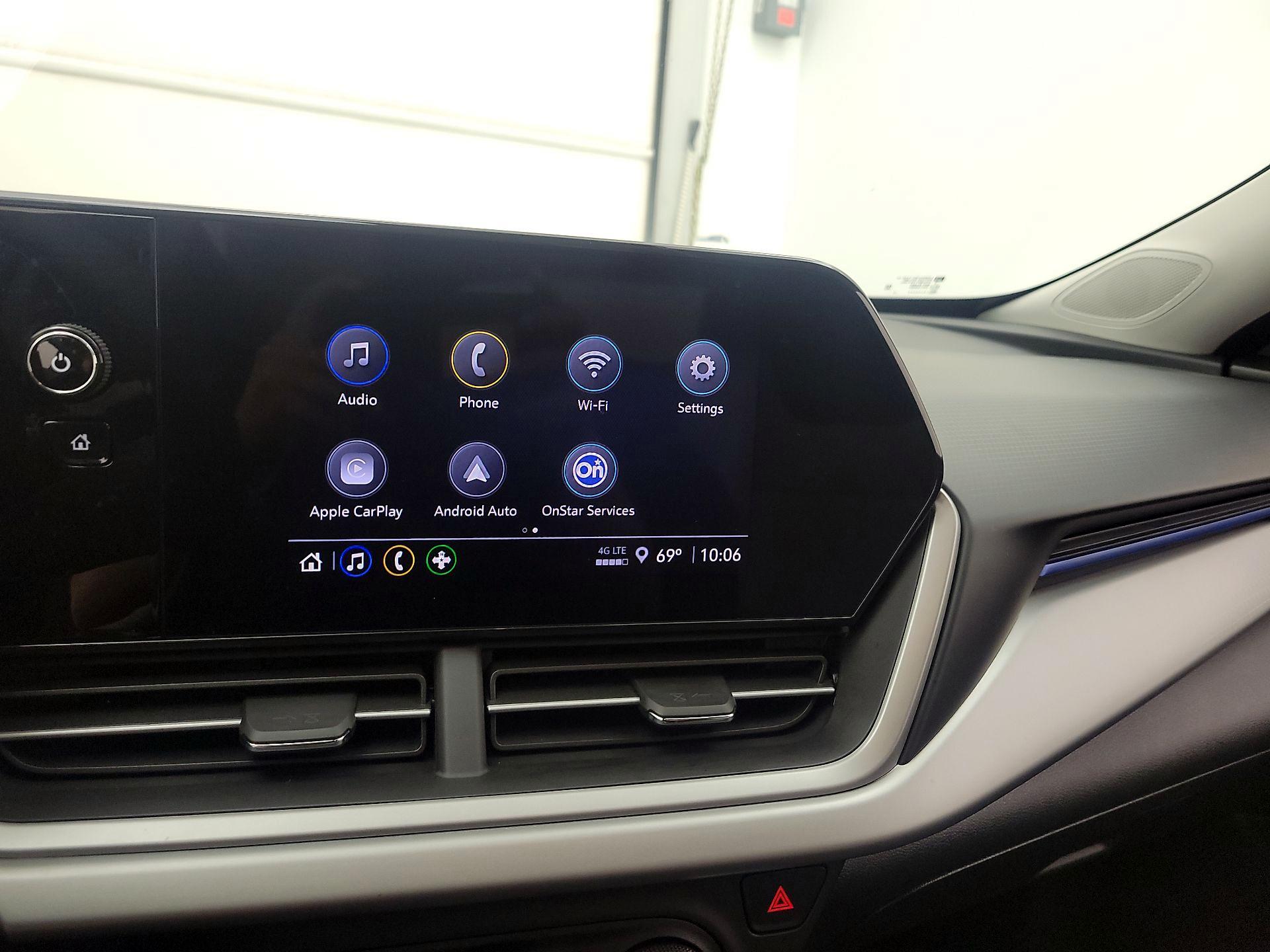 Thumbnail: 2024 Chevrolet Trax - 15