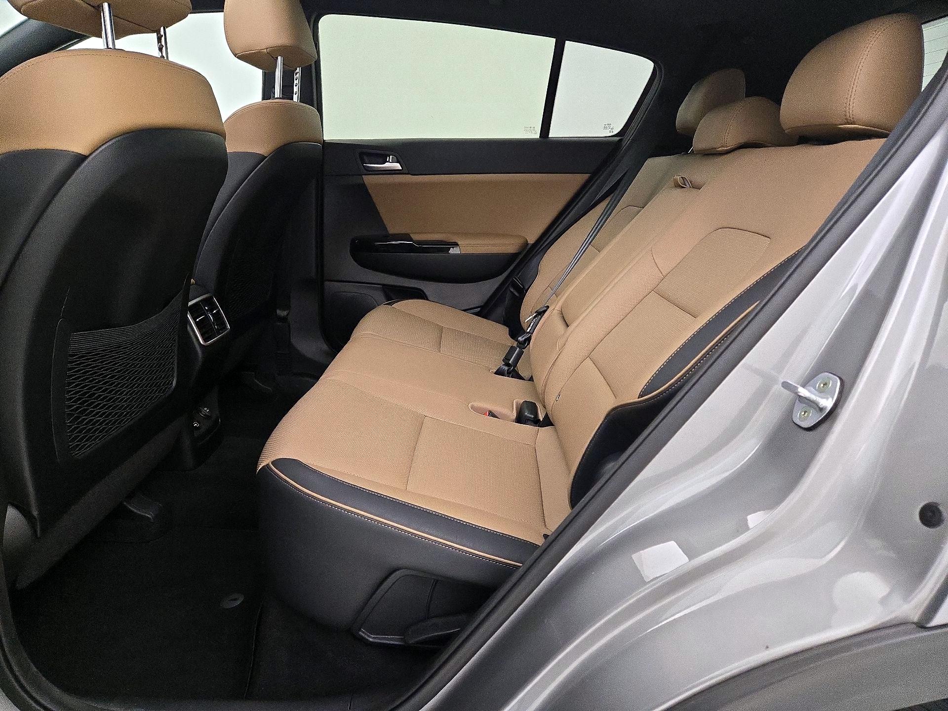 Thumbnail: 2020 Kia Sportage - 20