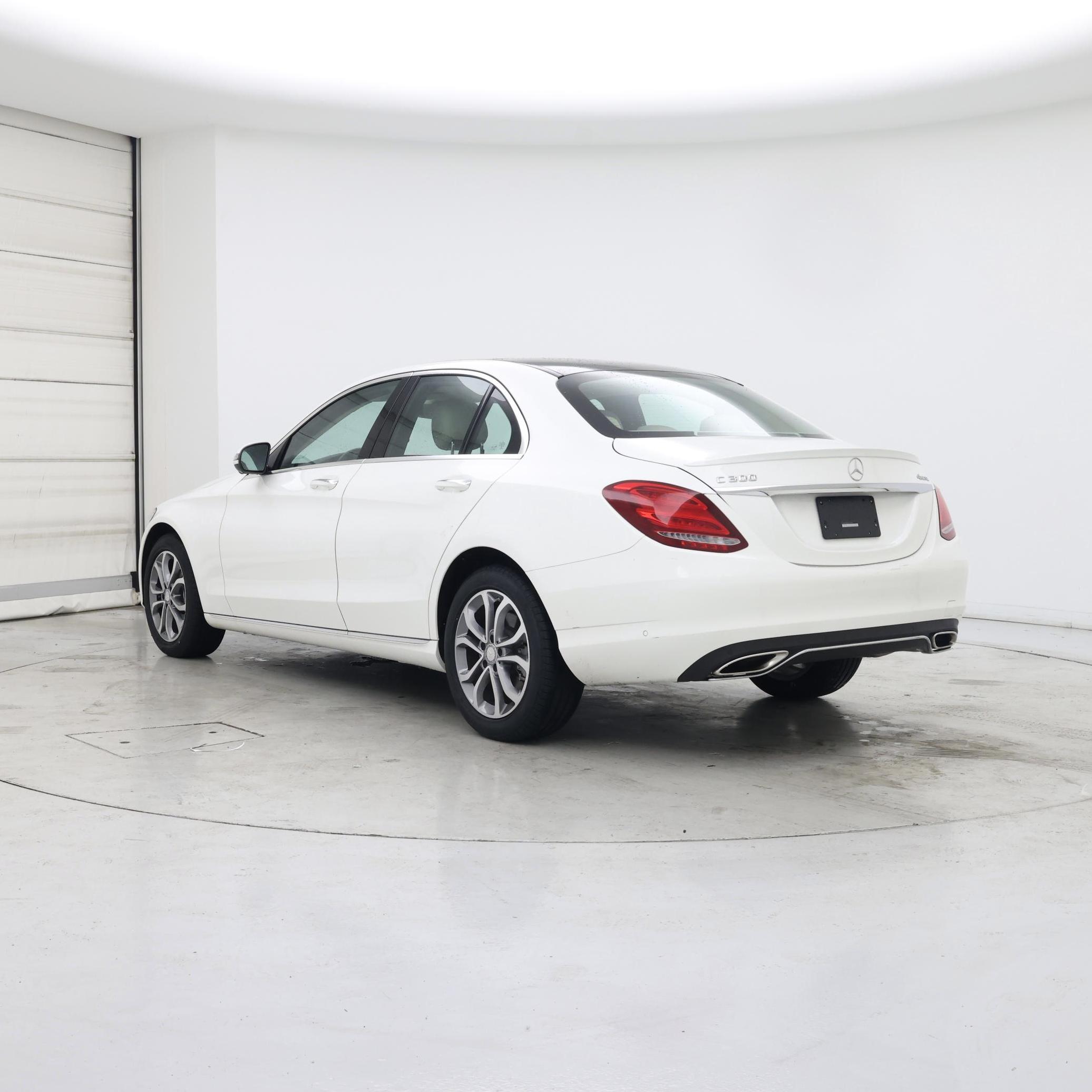 Thumbnail: 2016 Mercedes-Benz C-Class - 2