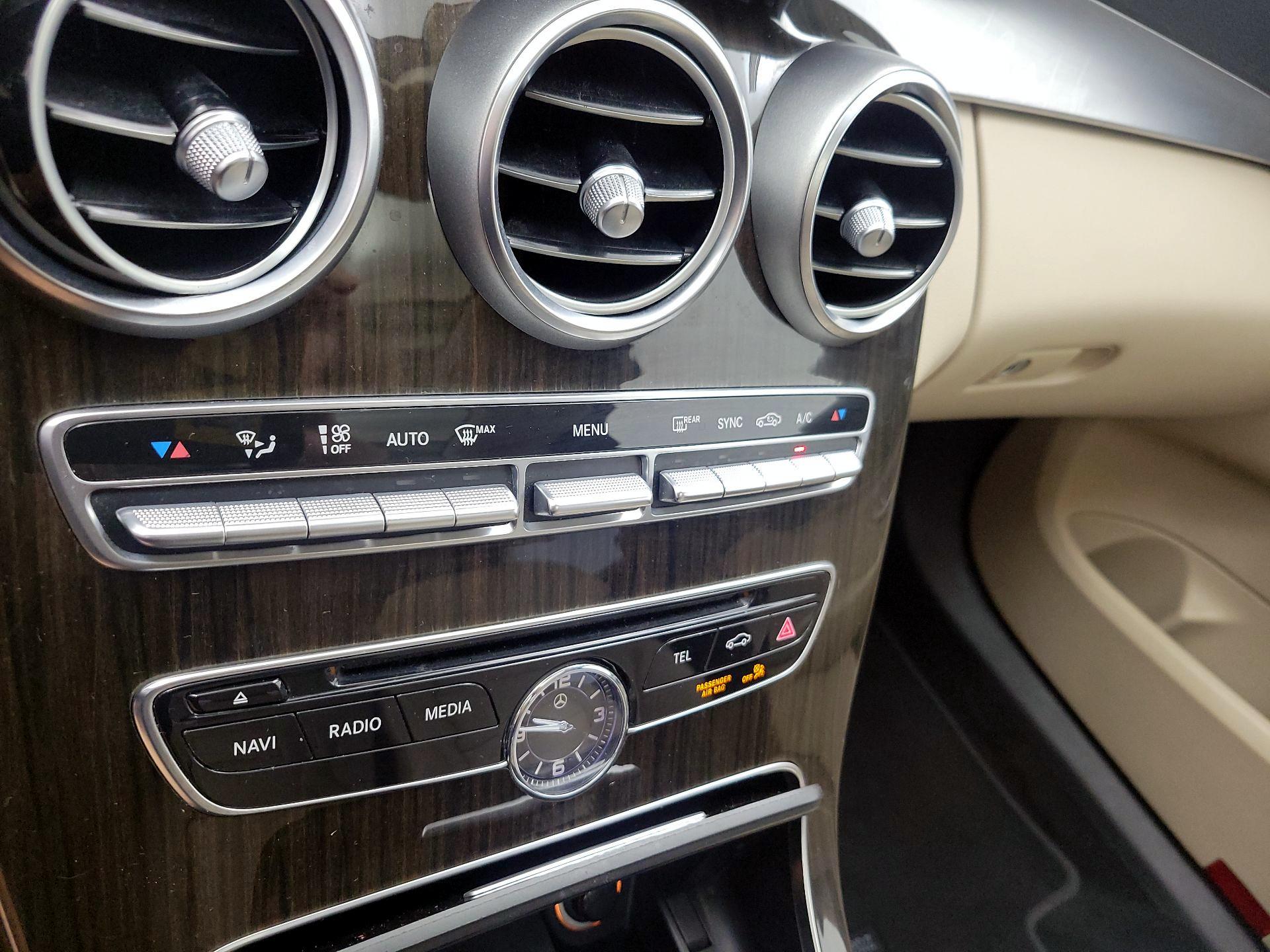 Thumbnail: 2017 Mercedes-Benz C-Class - 16