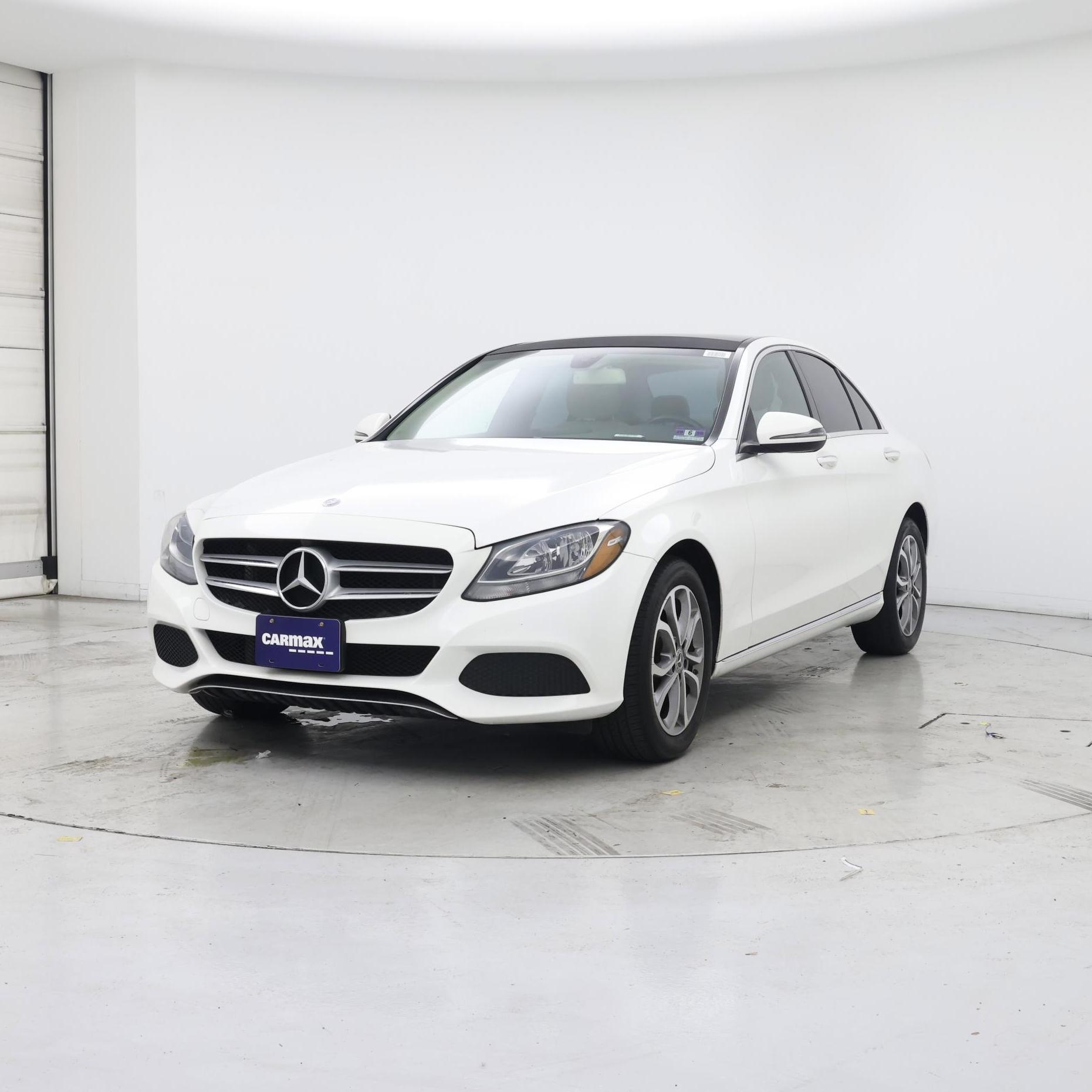 Thumbnail: 2017 Mercedes-Benz C-Class - 4