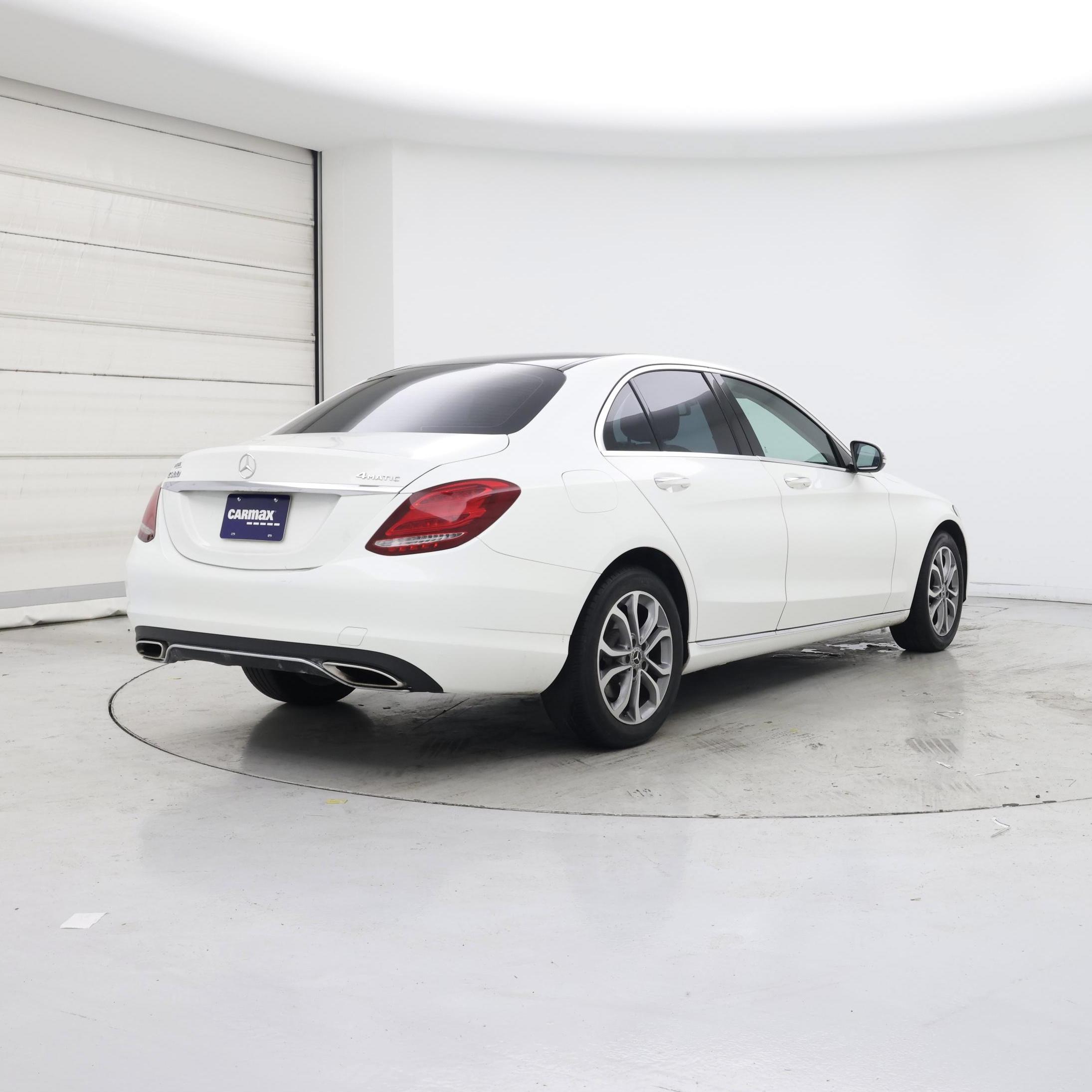 Thumbnail: 2017 Mercedes-Benz C-Class - 8