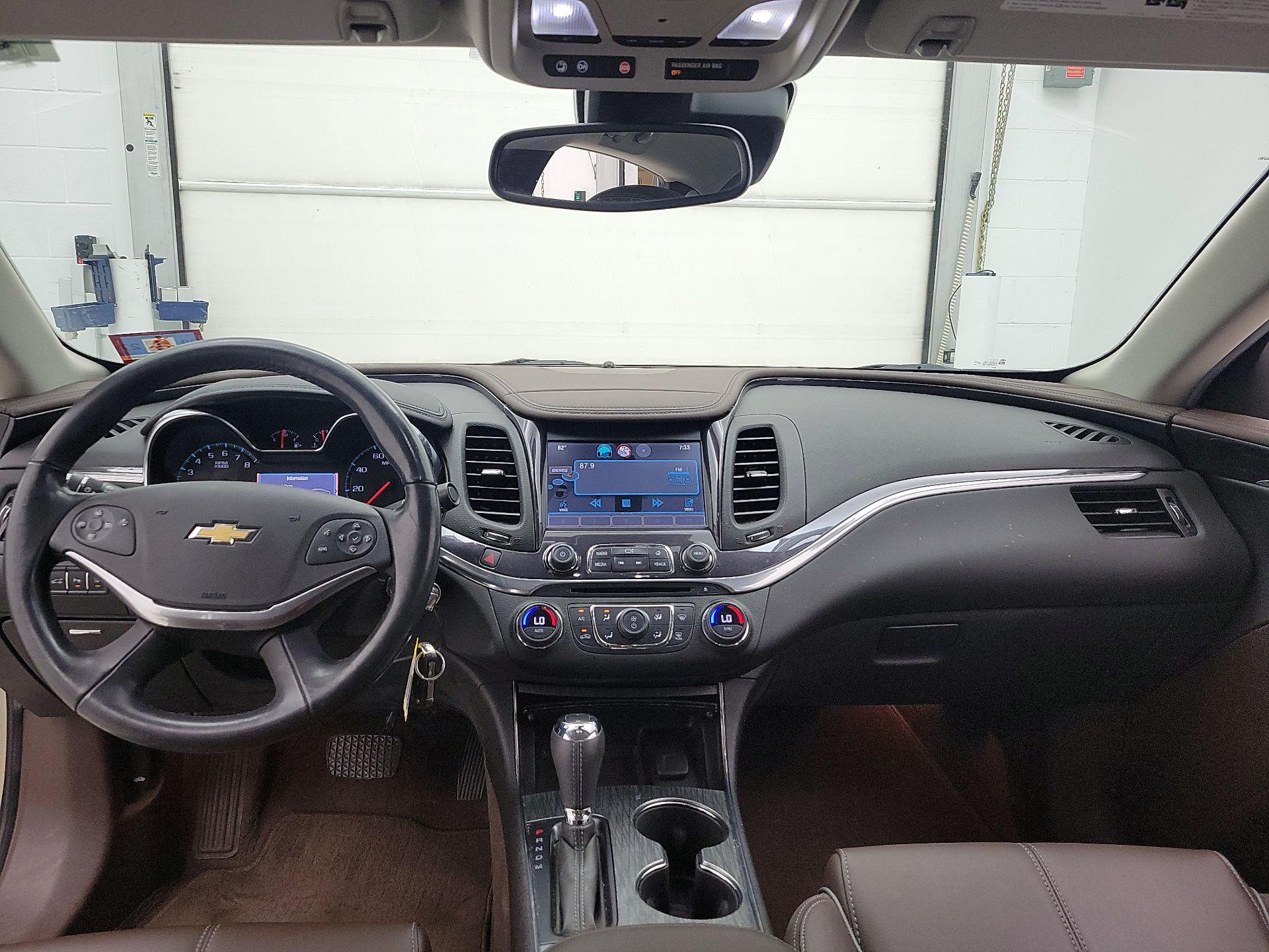 Thumbnail: 2014 Chevrolet Impala - 9