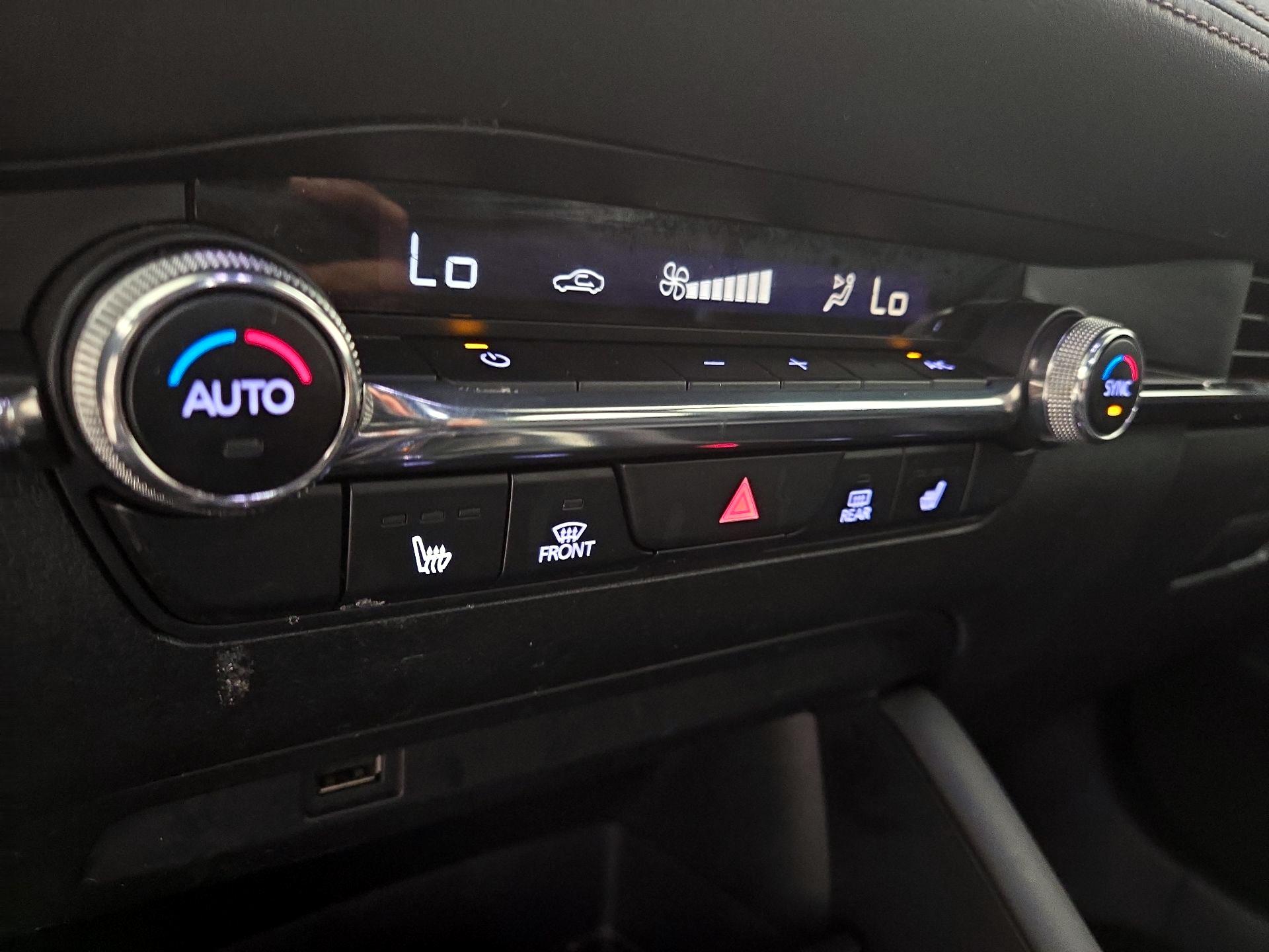 Thumbnail: 2019 Mazda Mazda3 - 16