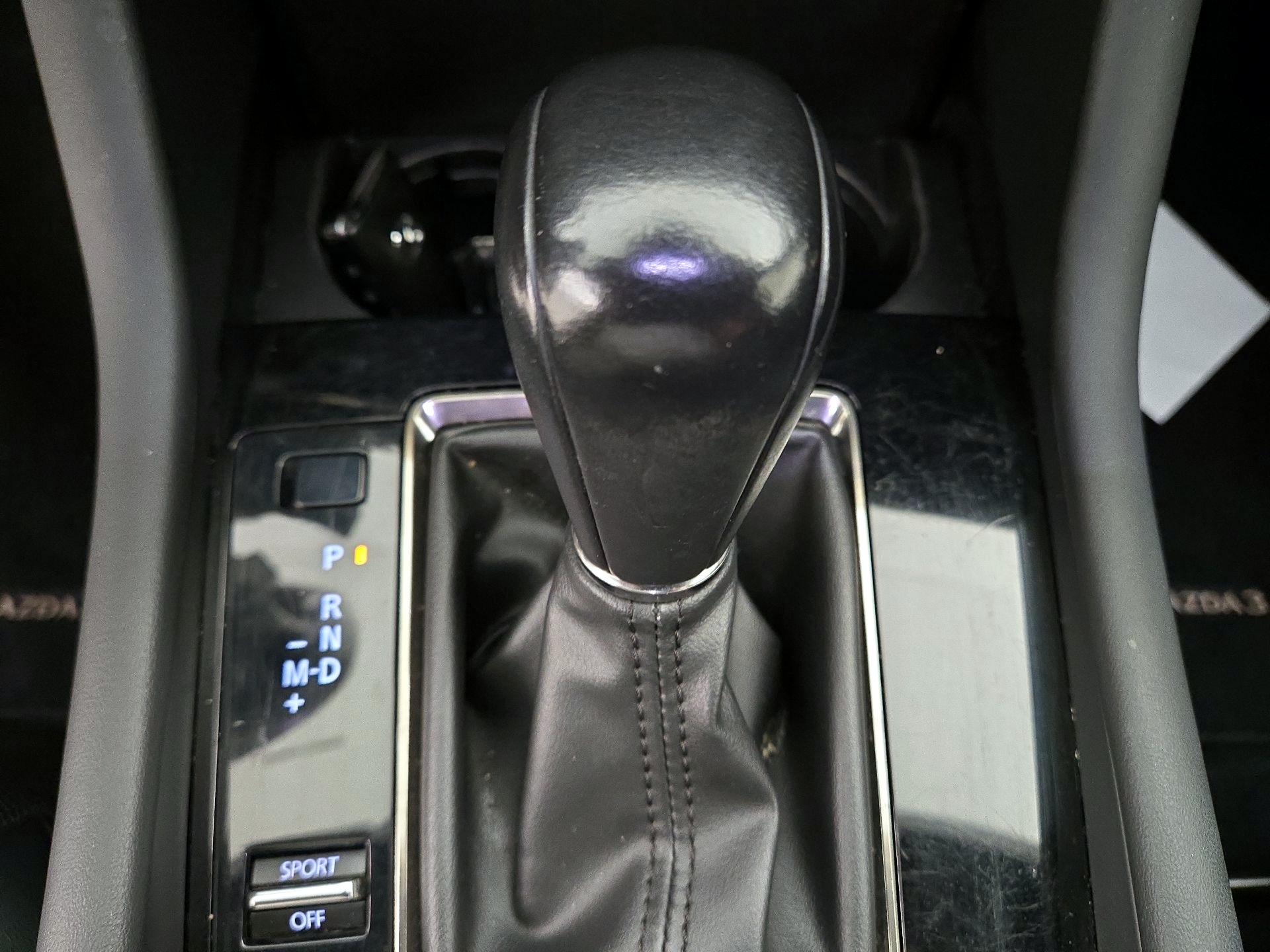 Thumbnail: 2019 Mazda Mazda3 - 17